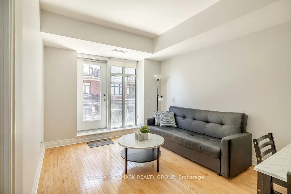 235 Kent Street, #914