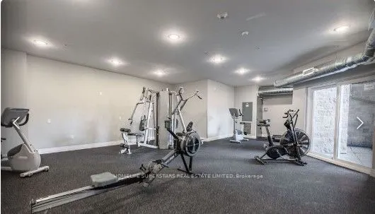 501 Frontenac Street, #104