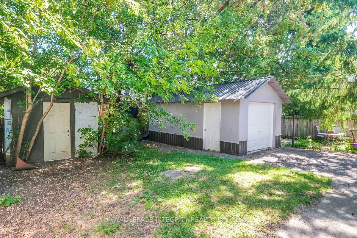 199 Henderson Avenue