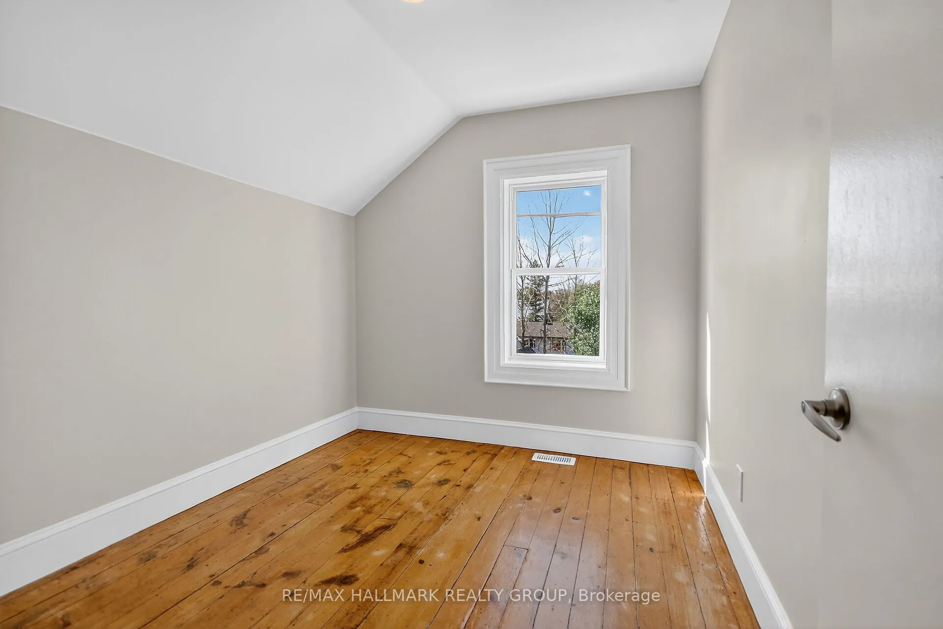 45 Carleton Street