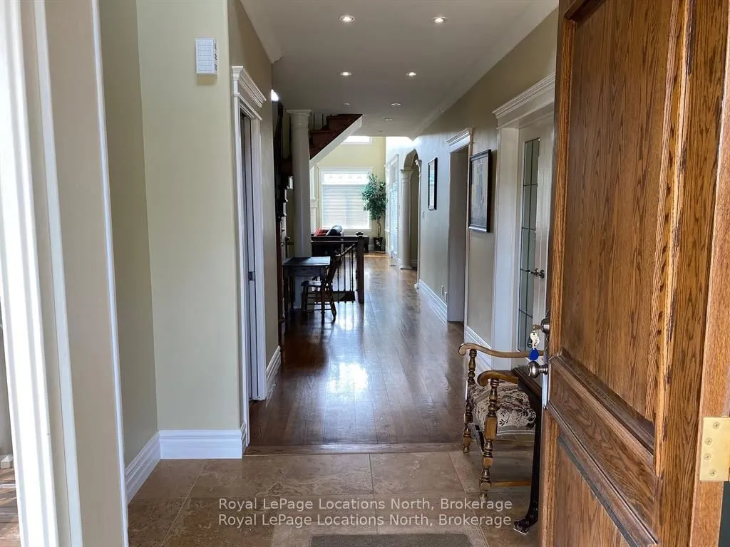 212 Snowbridge Way