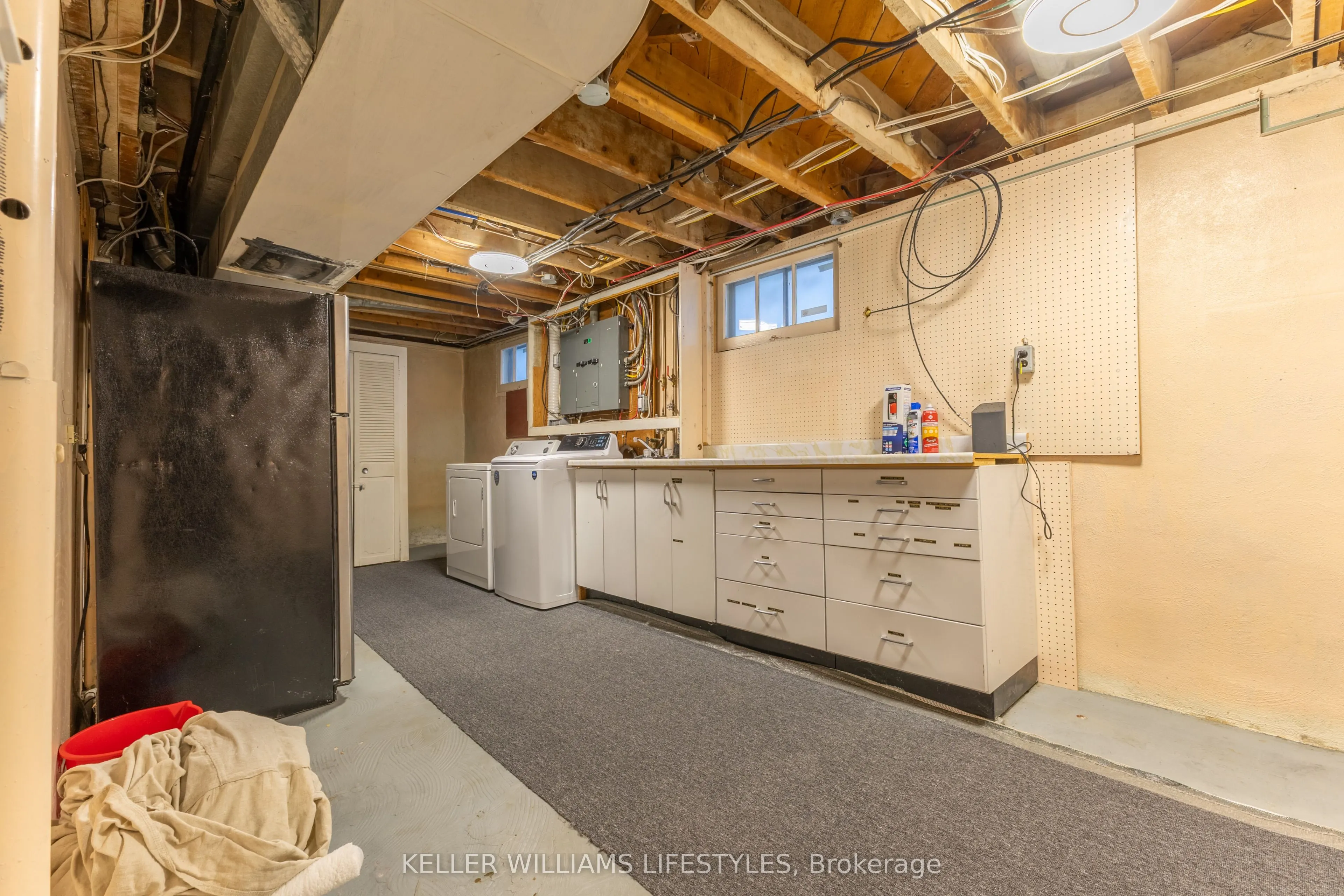 400 Coombs Avenue