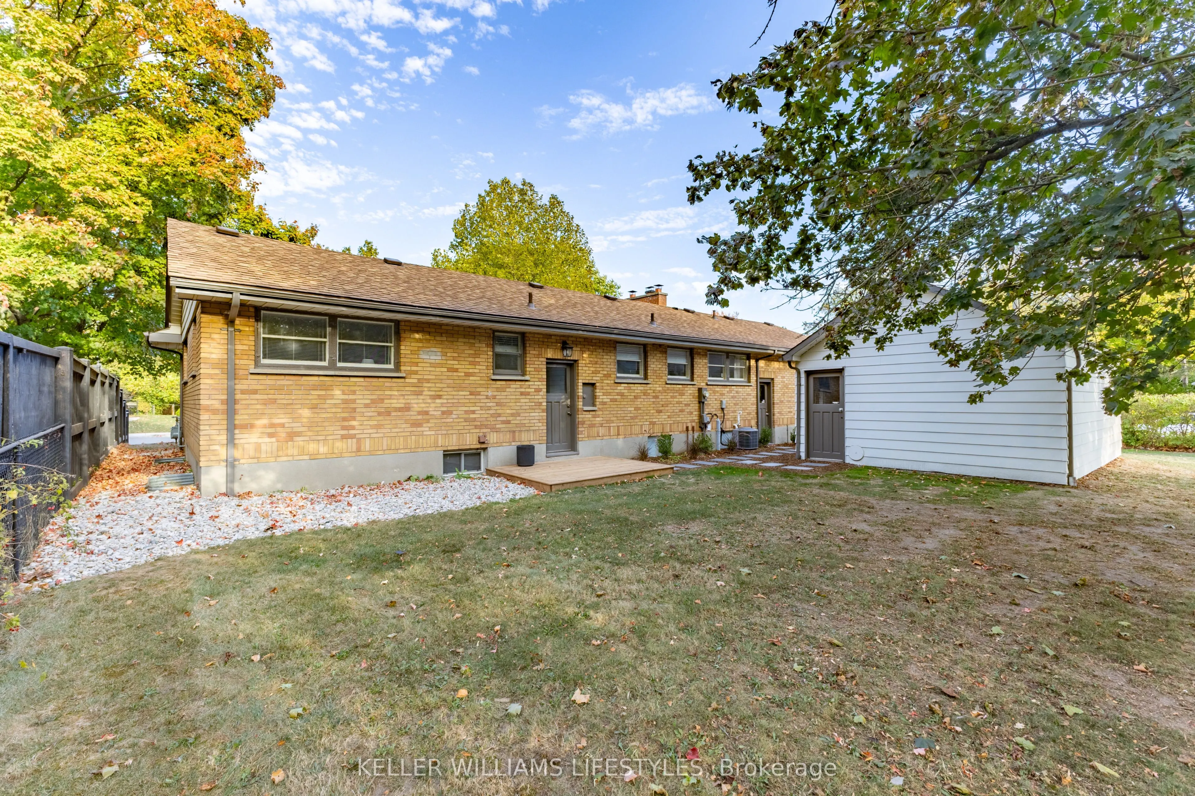 400 Coombs Avenue
