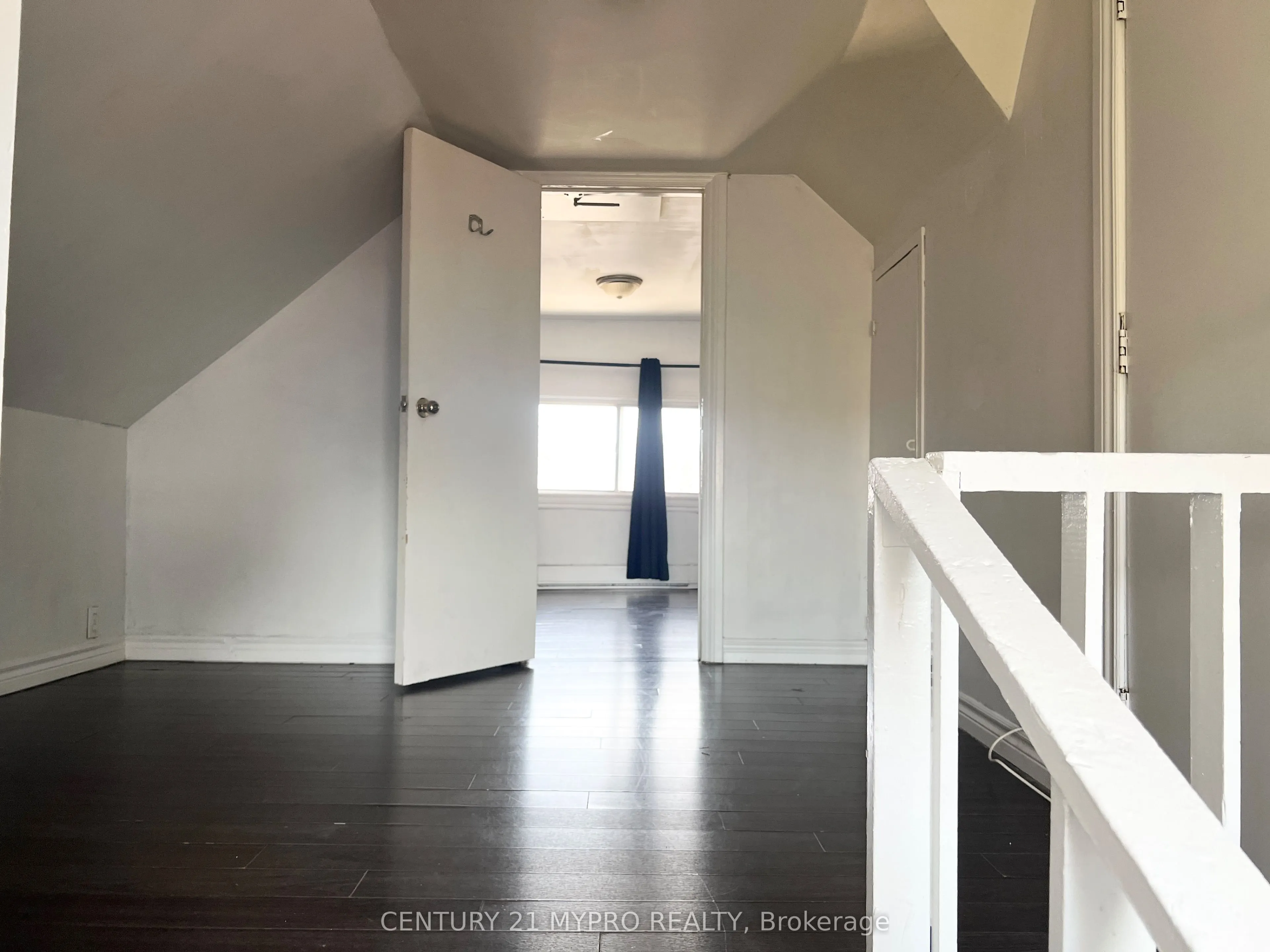 3 Minto Avenue, #Upper