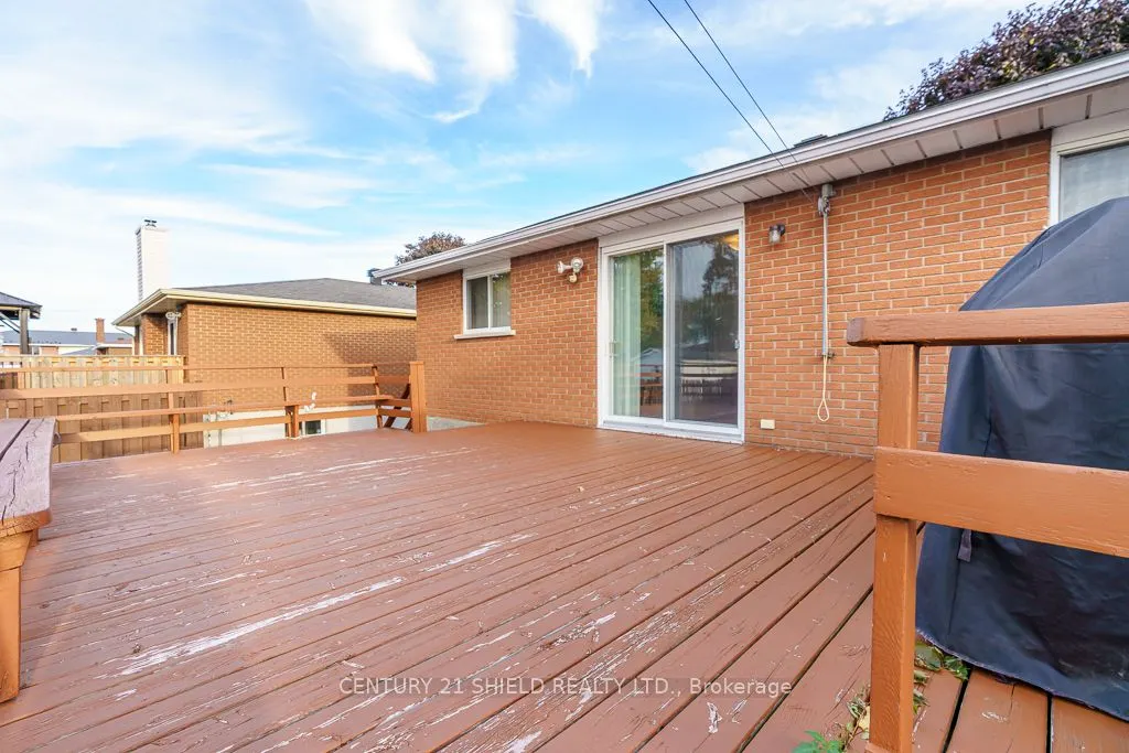 105 Athlone Drive