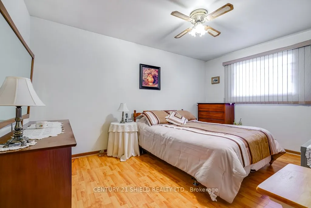 105 Athlone Drive