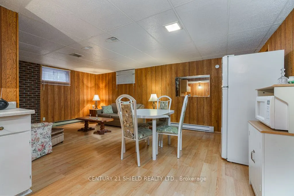 105 Athlone Drive