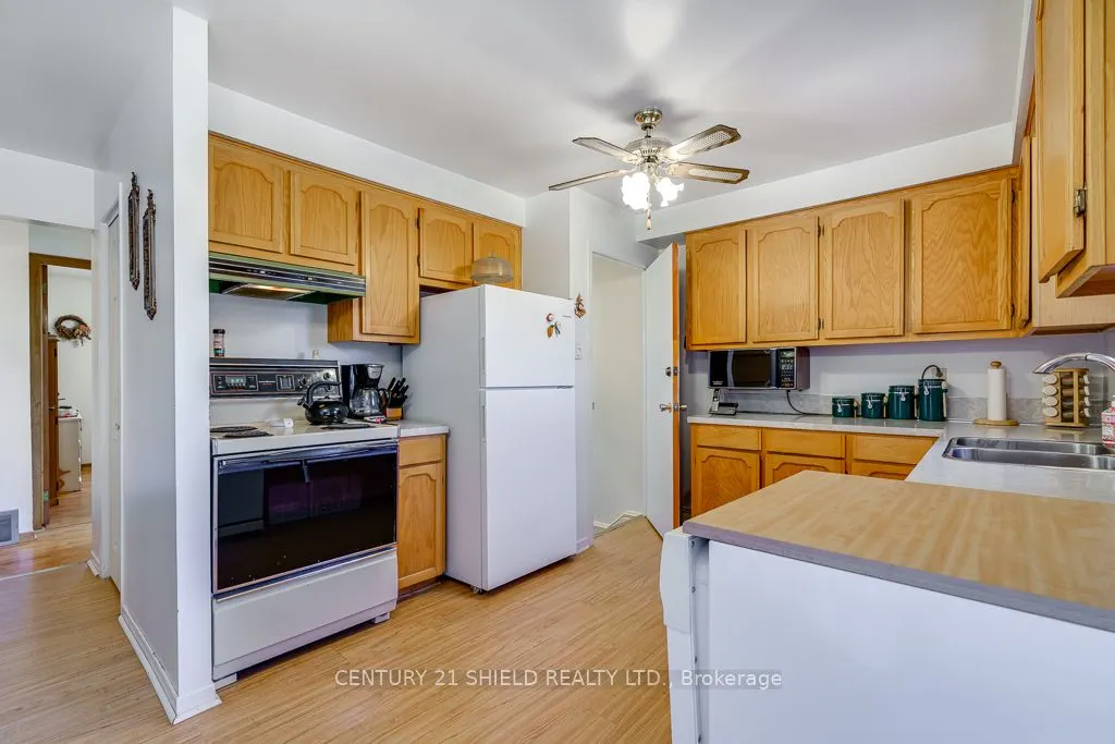 105 Athlone Drive