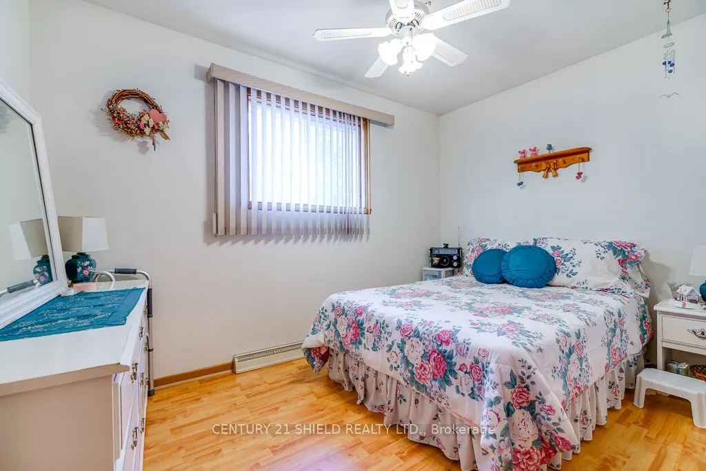 105 Athlone Drive