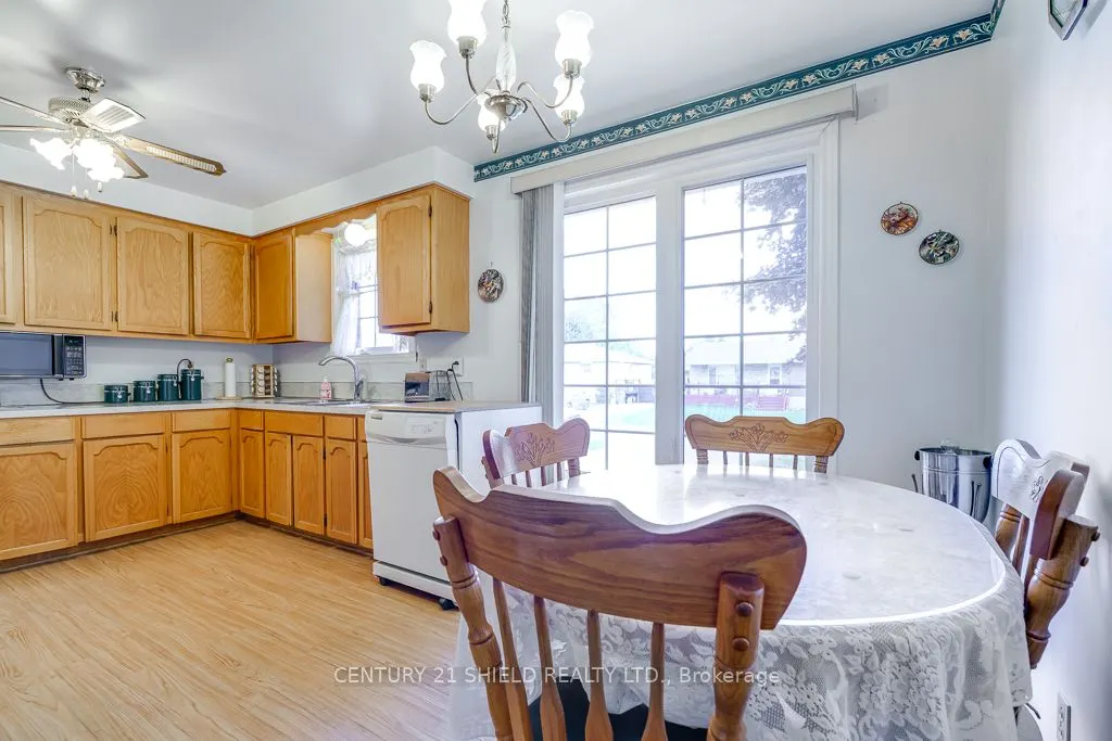 105 Athlone Drive