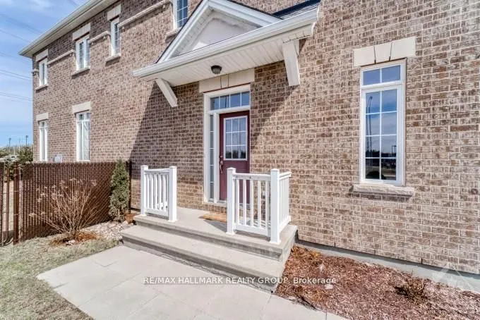 401 Foxhall Way