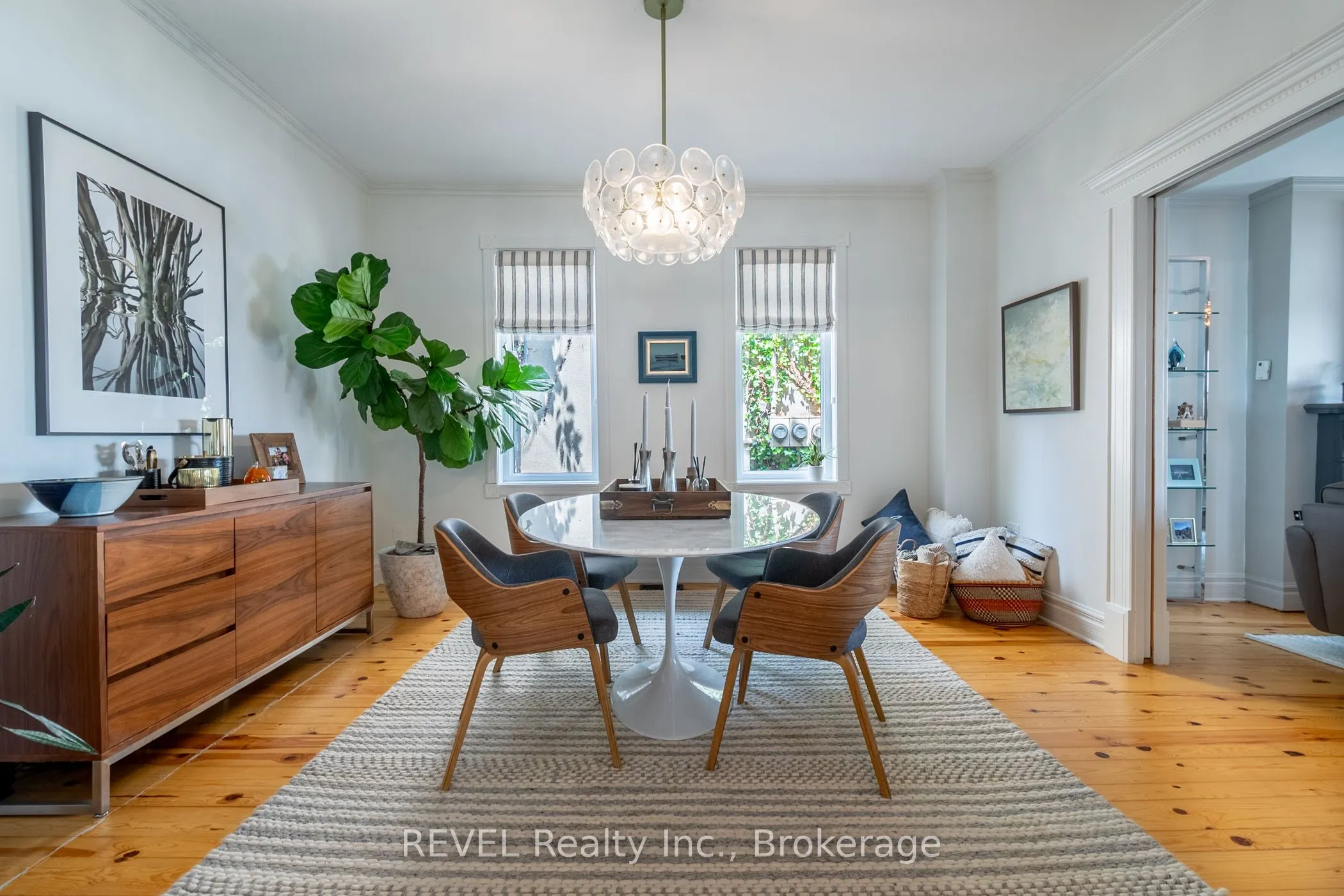 140 West Street W