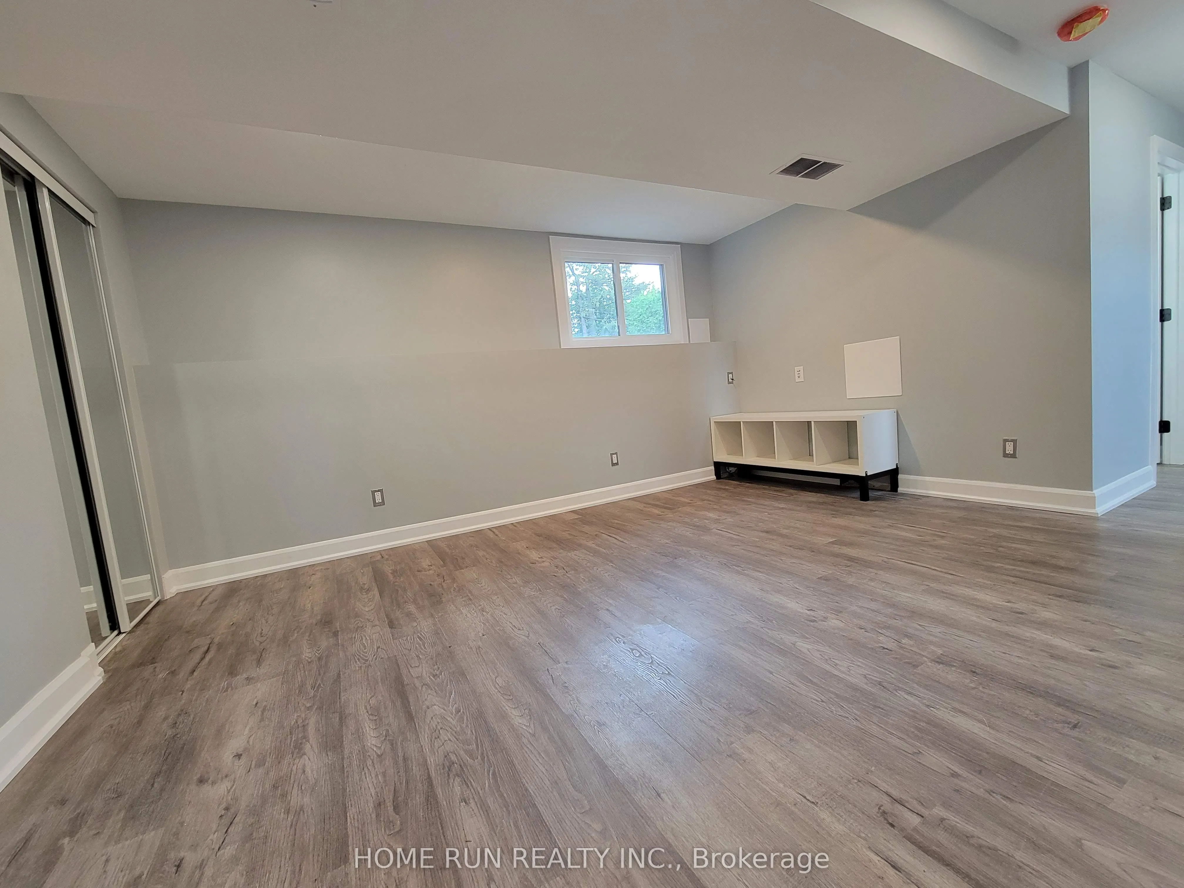 1022 Wiseman Crescent