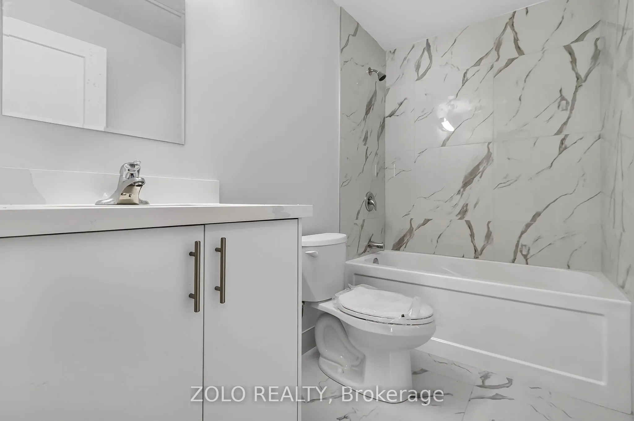 206 Wellington Street, #Unit # 8