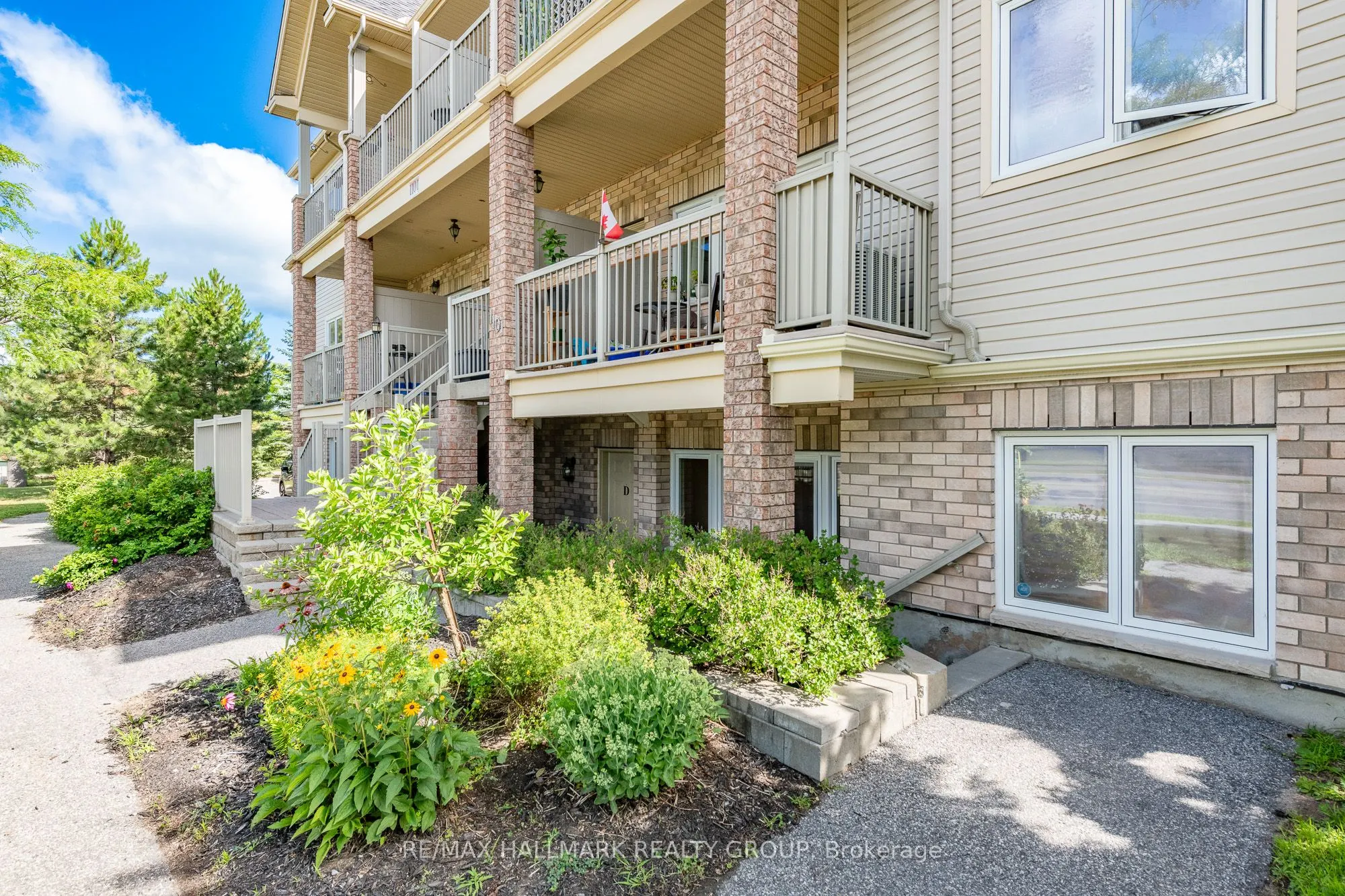1101 Stittsville Main Street, #D