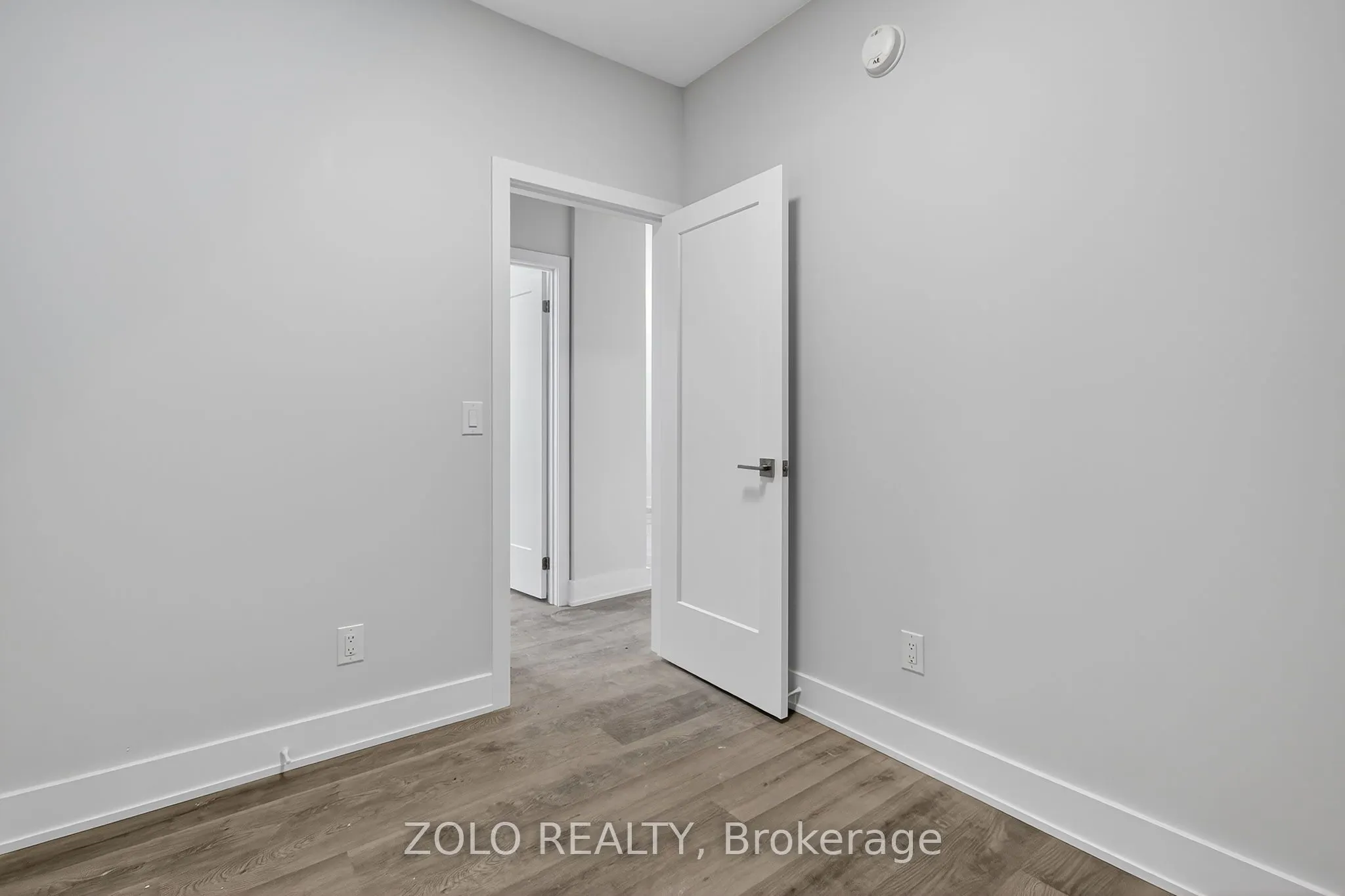 206 Wellington Street, #Unit # 2
