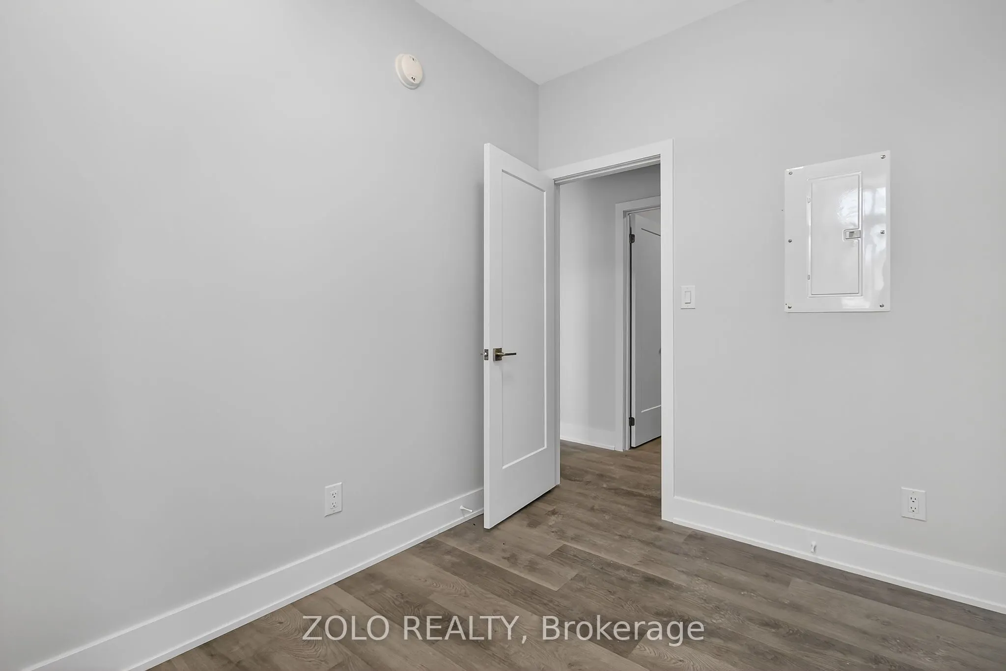 206 Wellington Street, #Unit # 2
