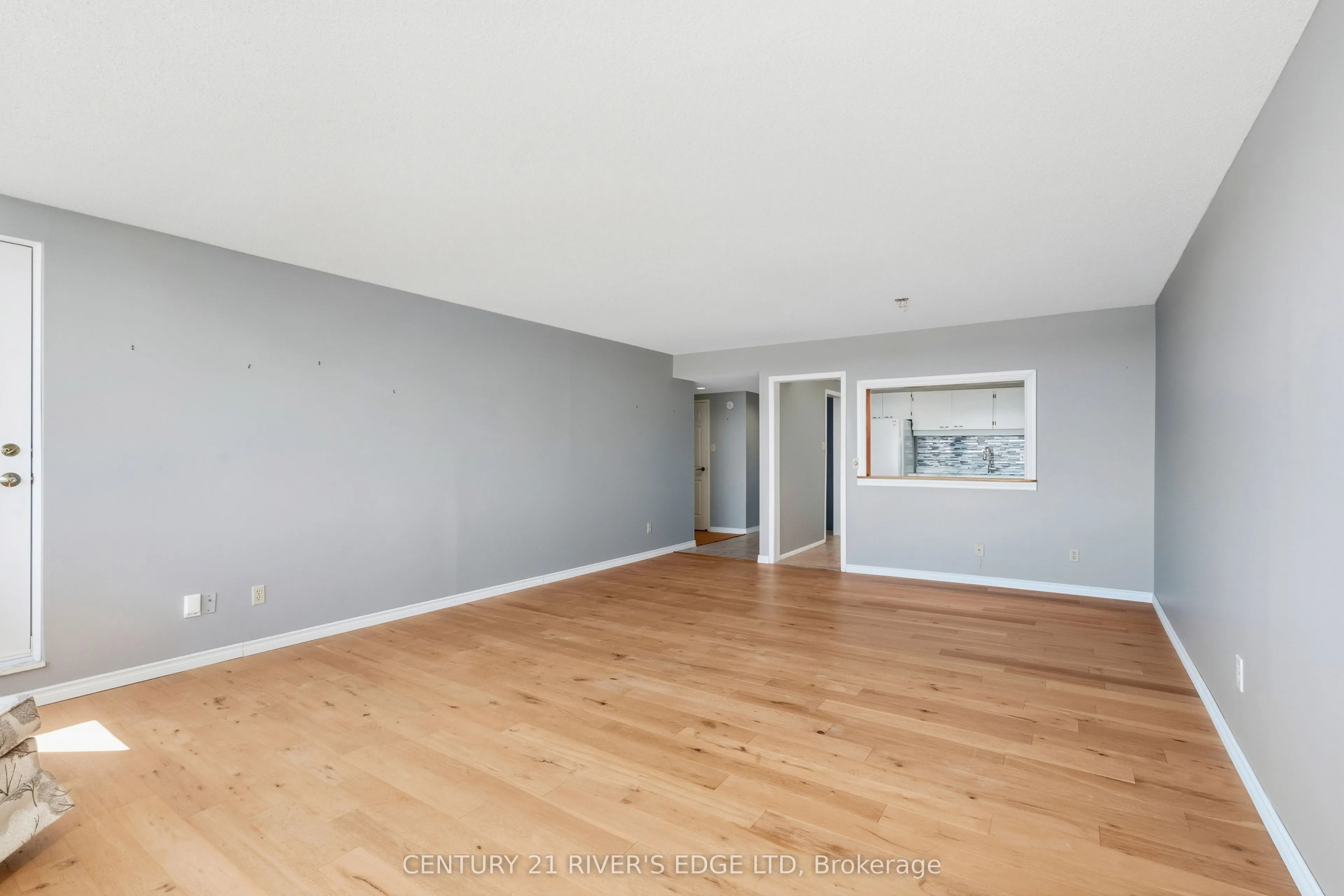 55 Water Street E, #211