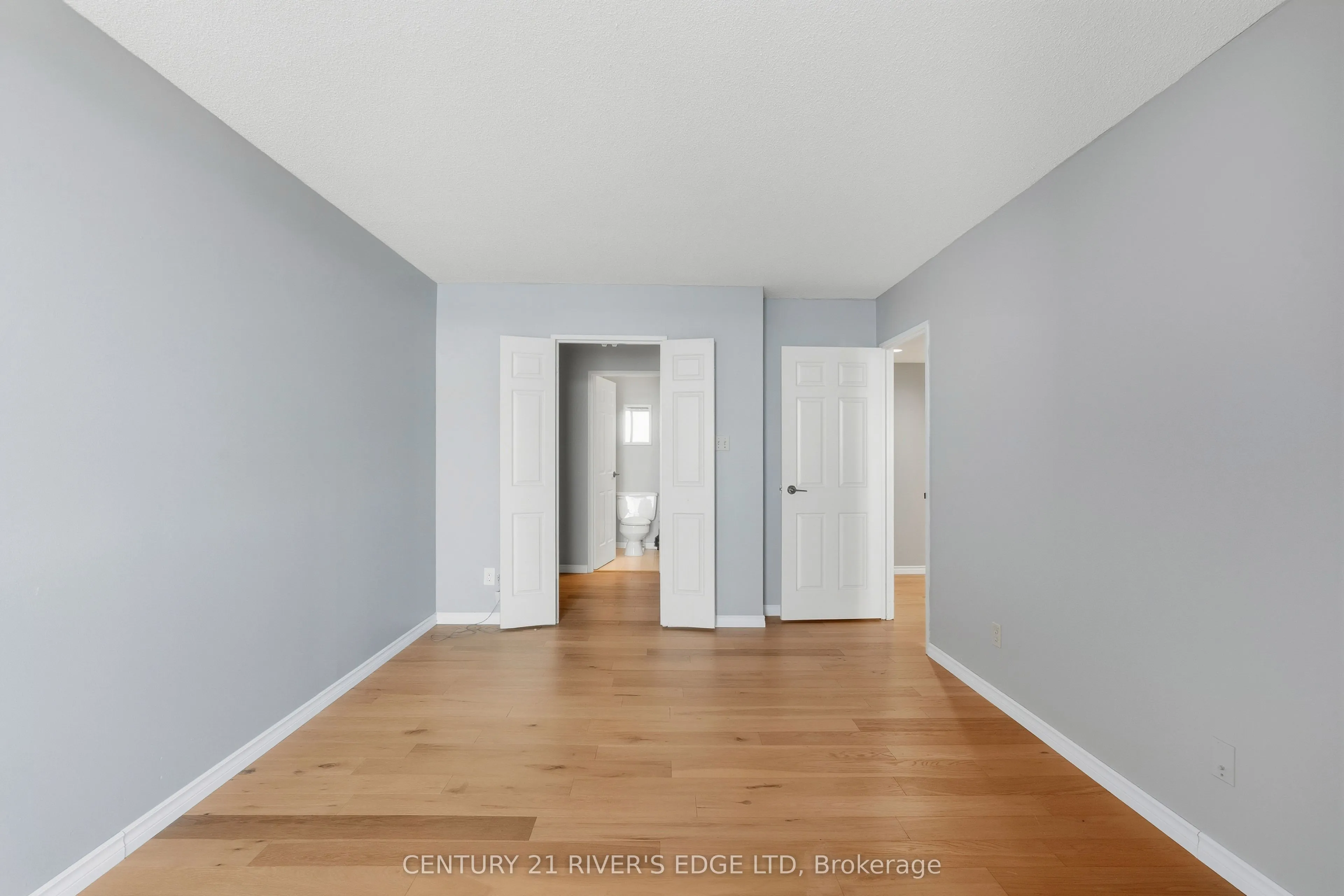 55 Water Street E, #211