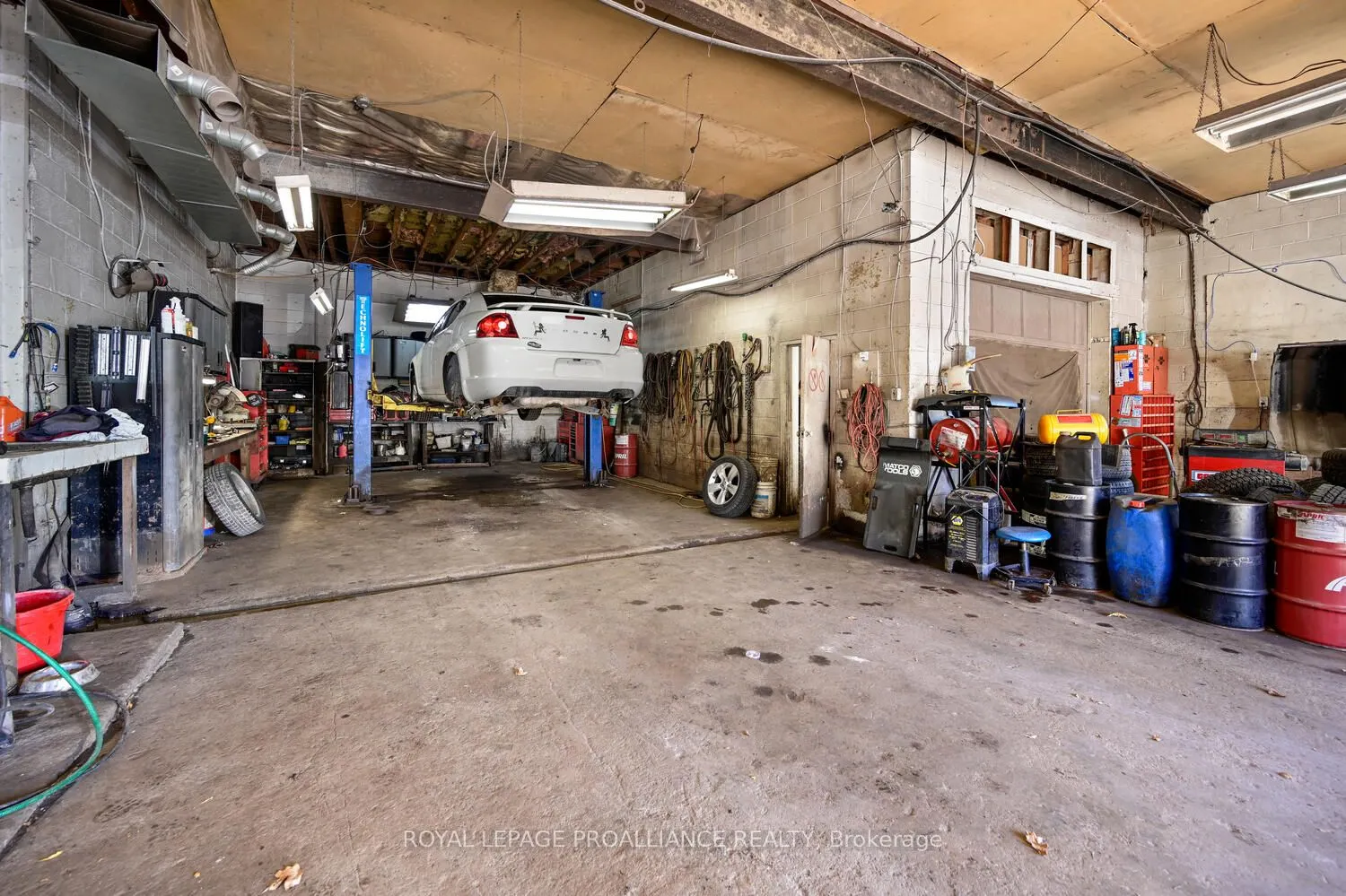 2597 North Campbell Road