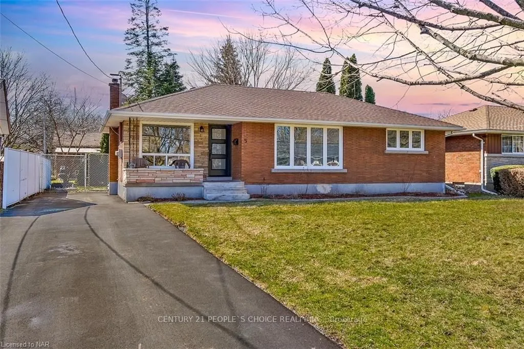 5 Northwood Drive