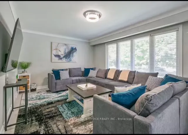 5 Northwood Drive