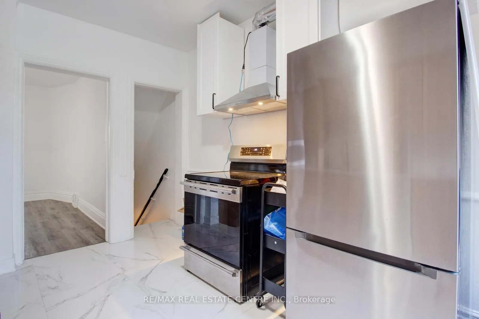 49 Wentworth #Main Street