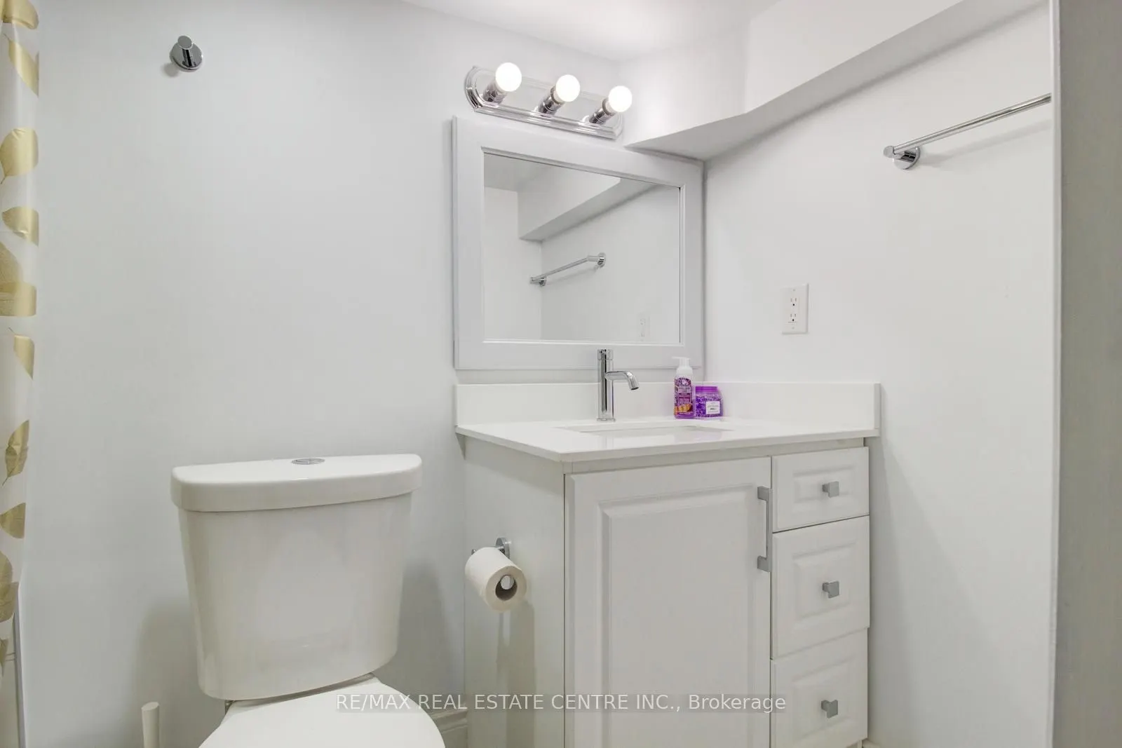 49 Wentworth #Main Street