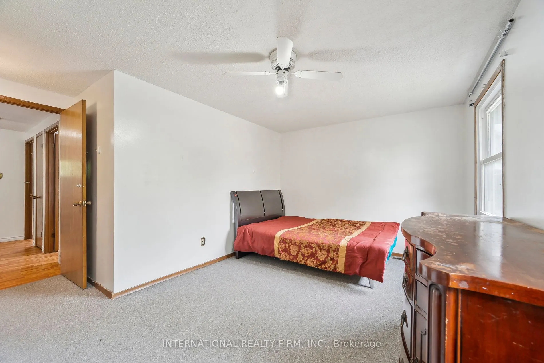 134 GARLAND Lane