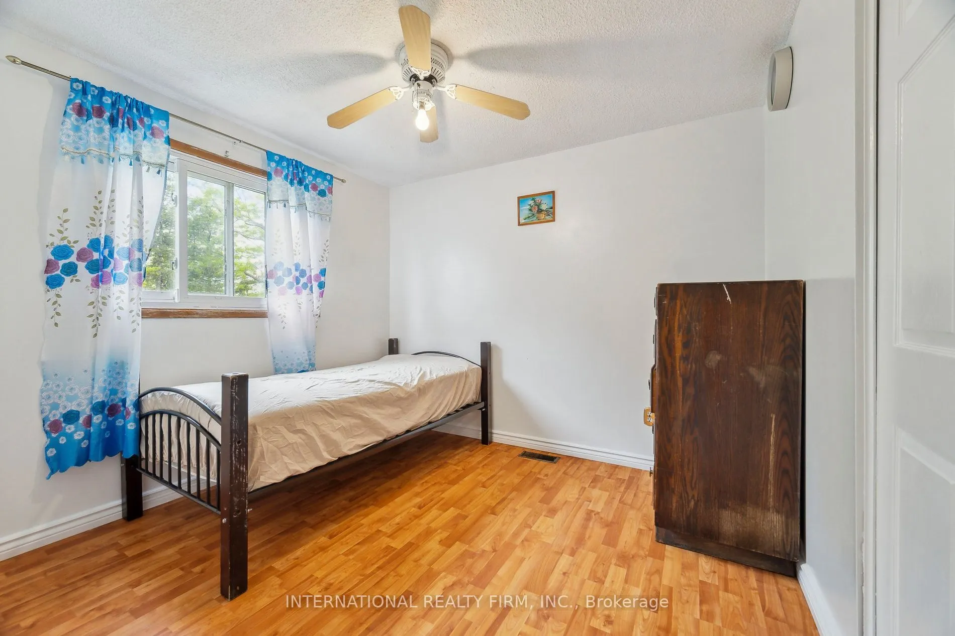 134 GARLAND Lane