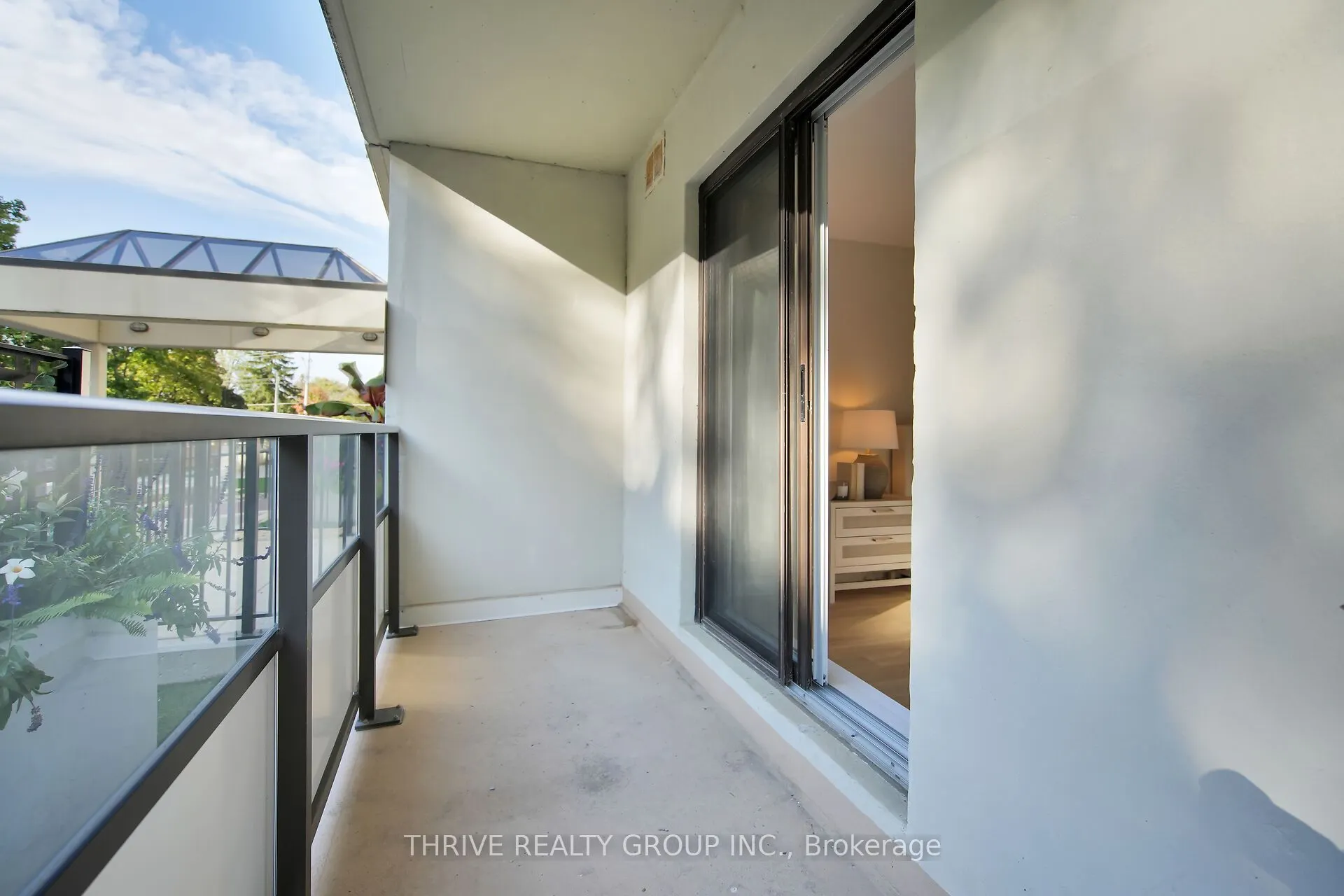 1180 Commissioners Road W, #105