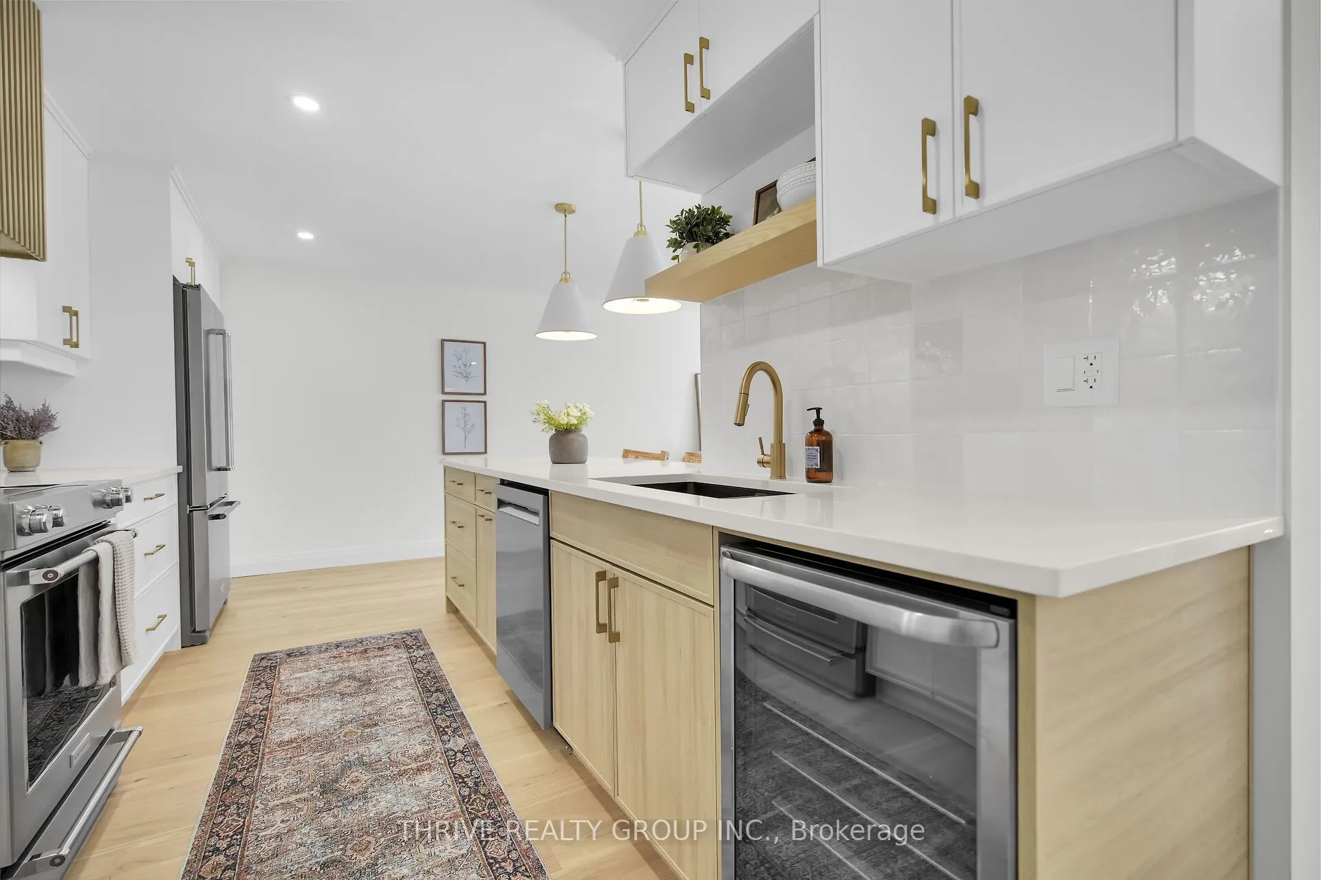 1180 Commissioners Road W, #105