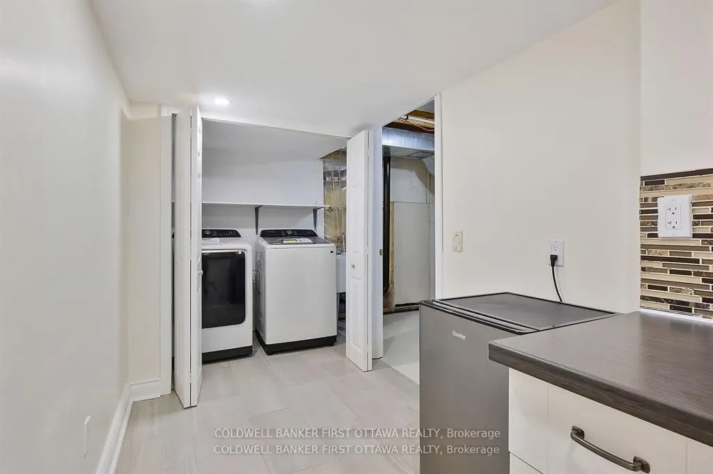 107 COLUMBIA Avenue