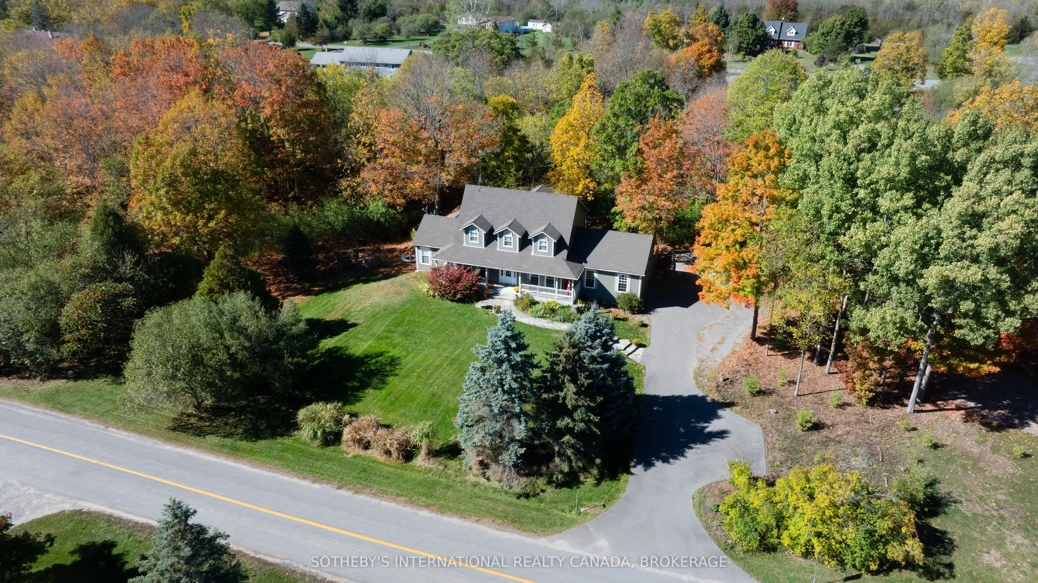 1063 Cliffside Lane