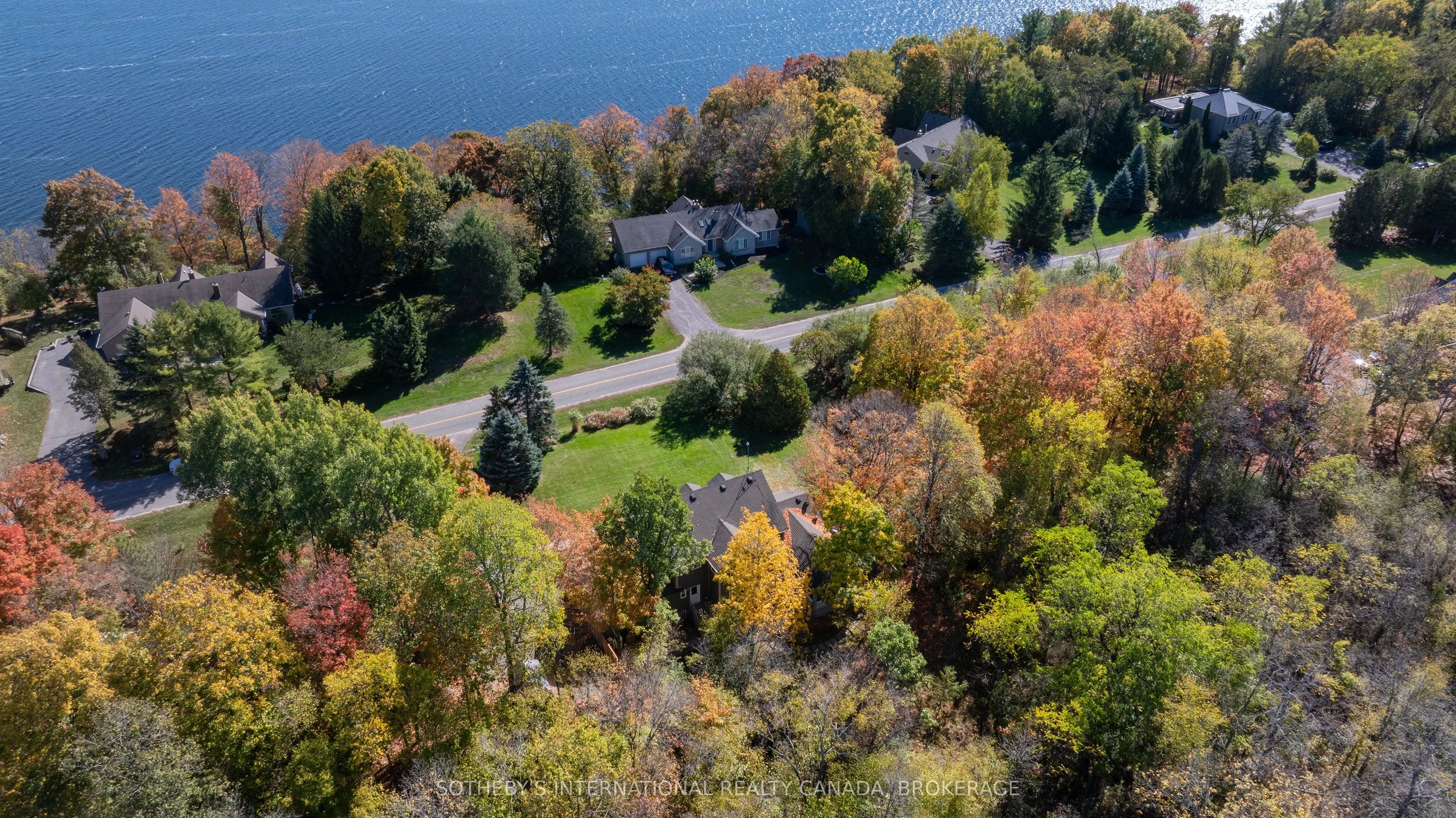 1063 Cliffside Lane