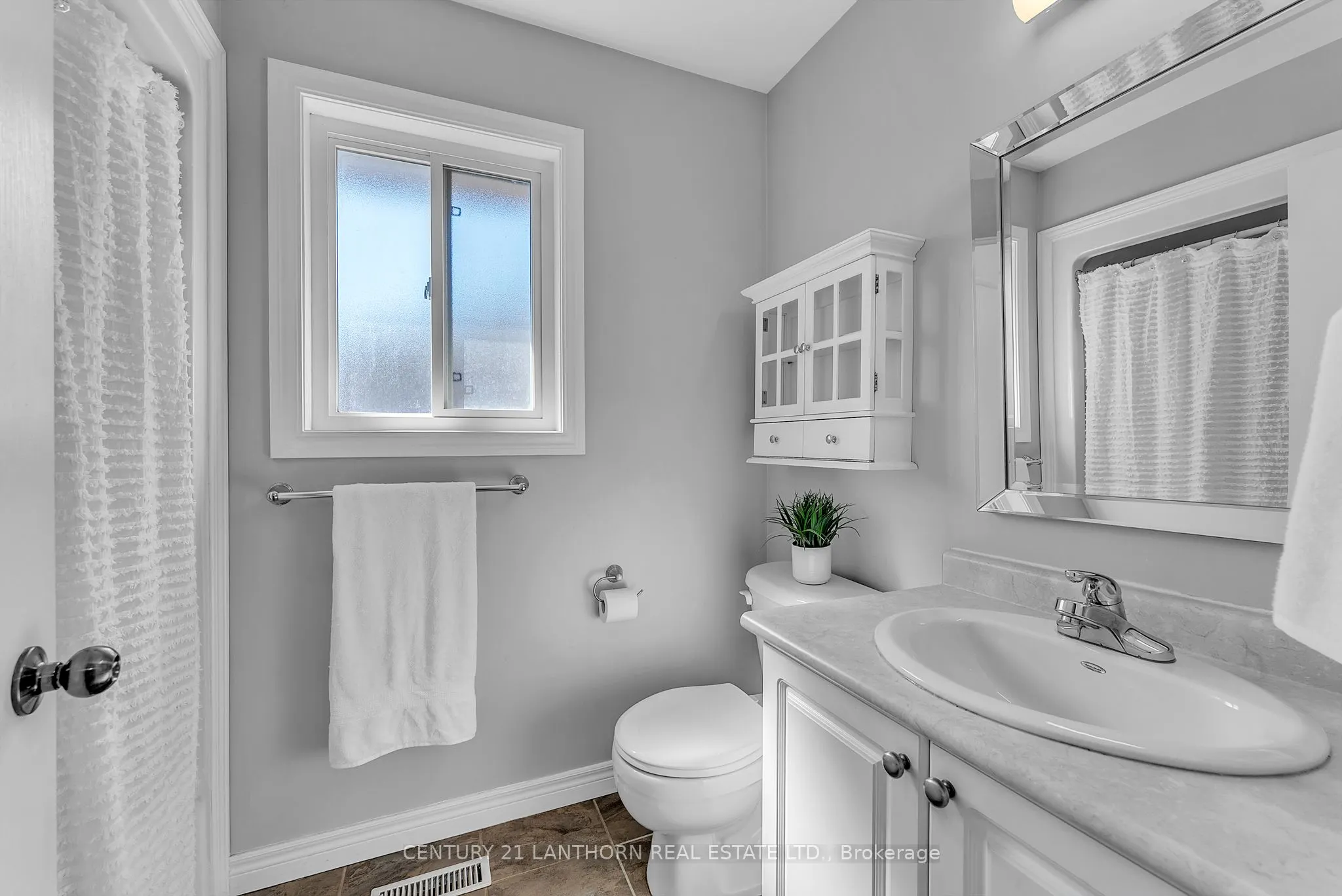108 Parkview Heights