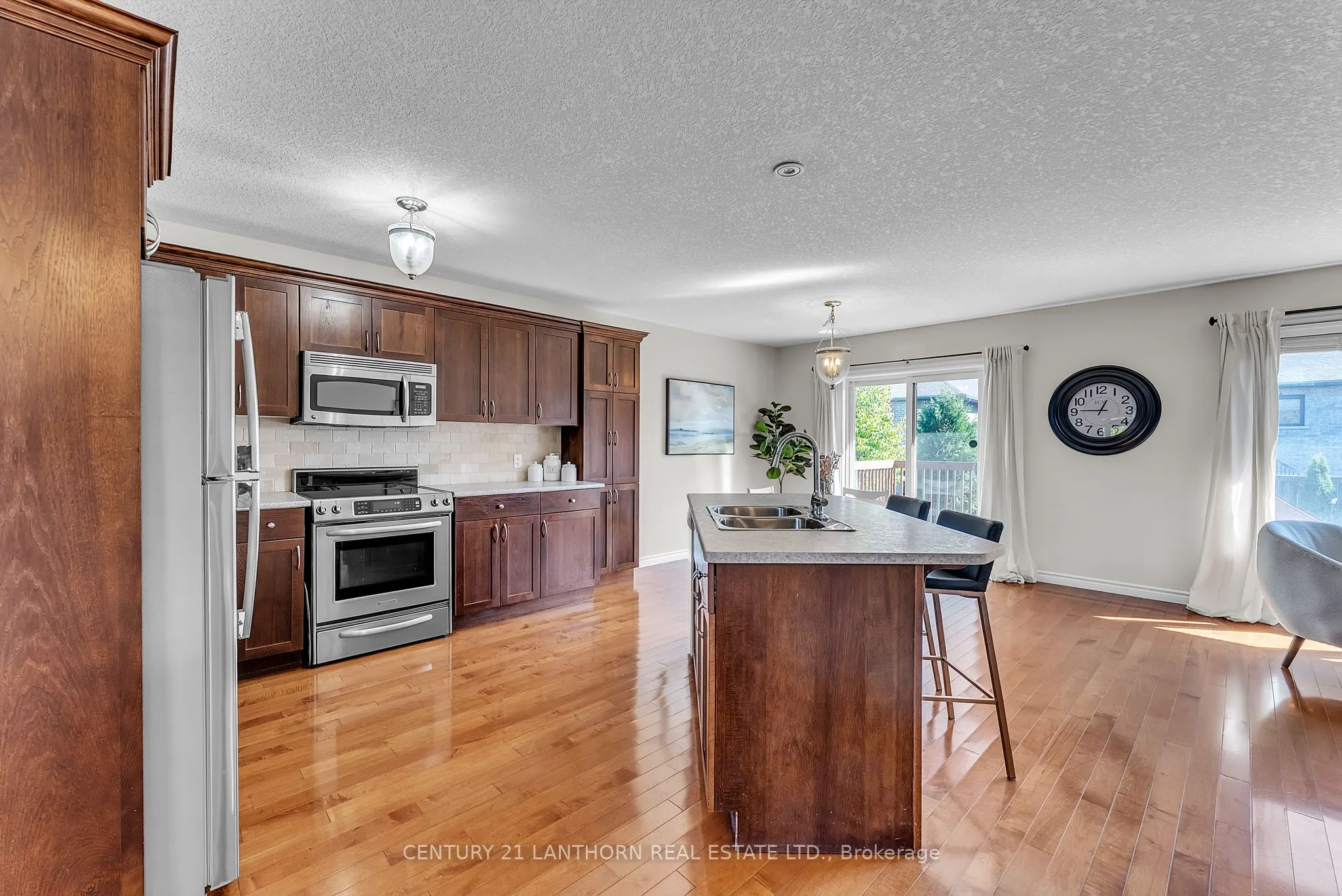 108 Parkview Heights