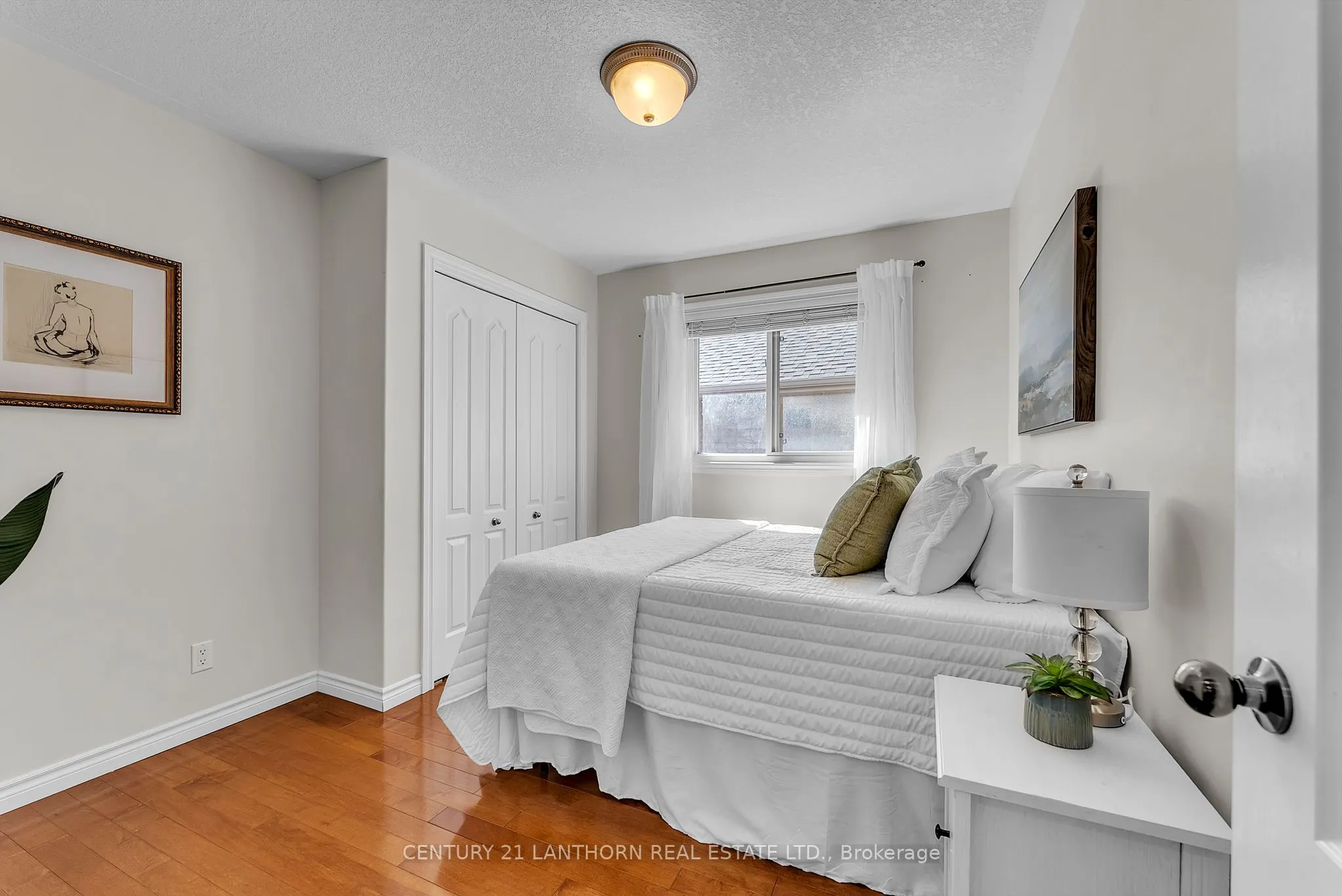 108 Parkview Heights