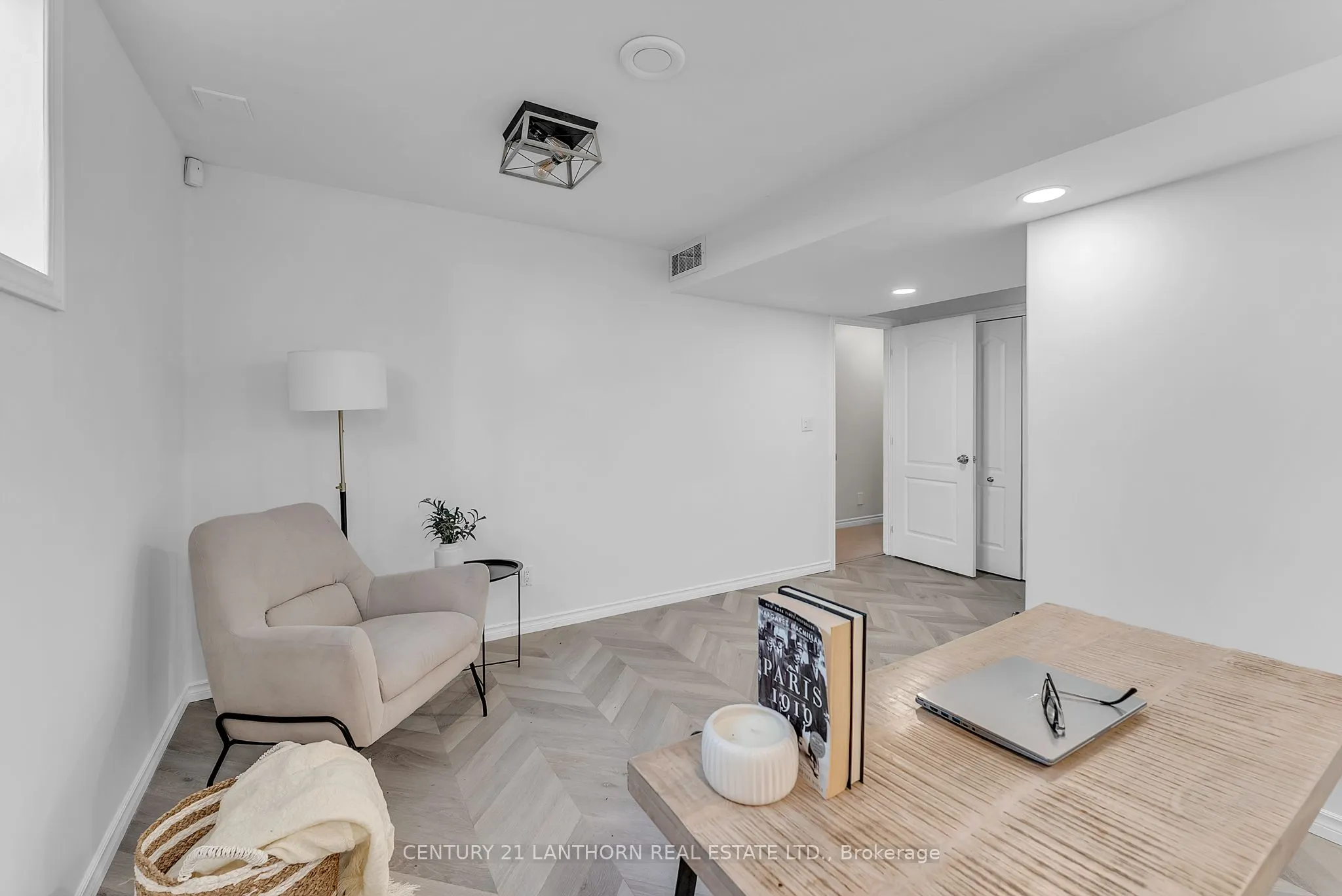 108 Parkview Heights