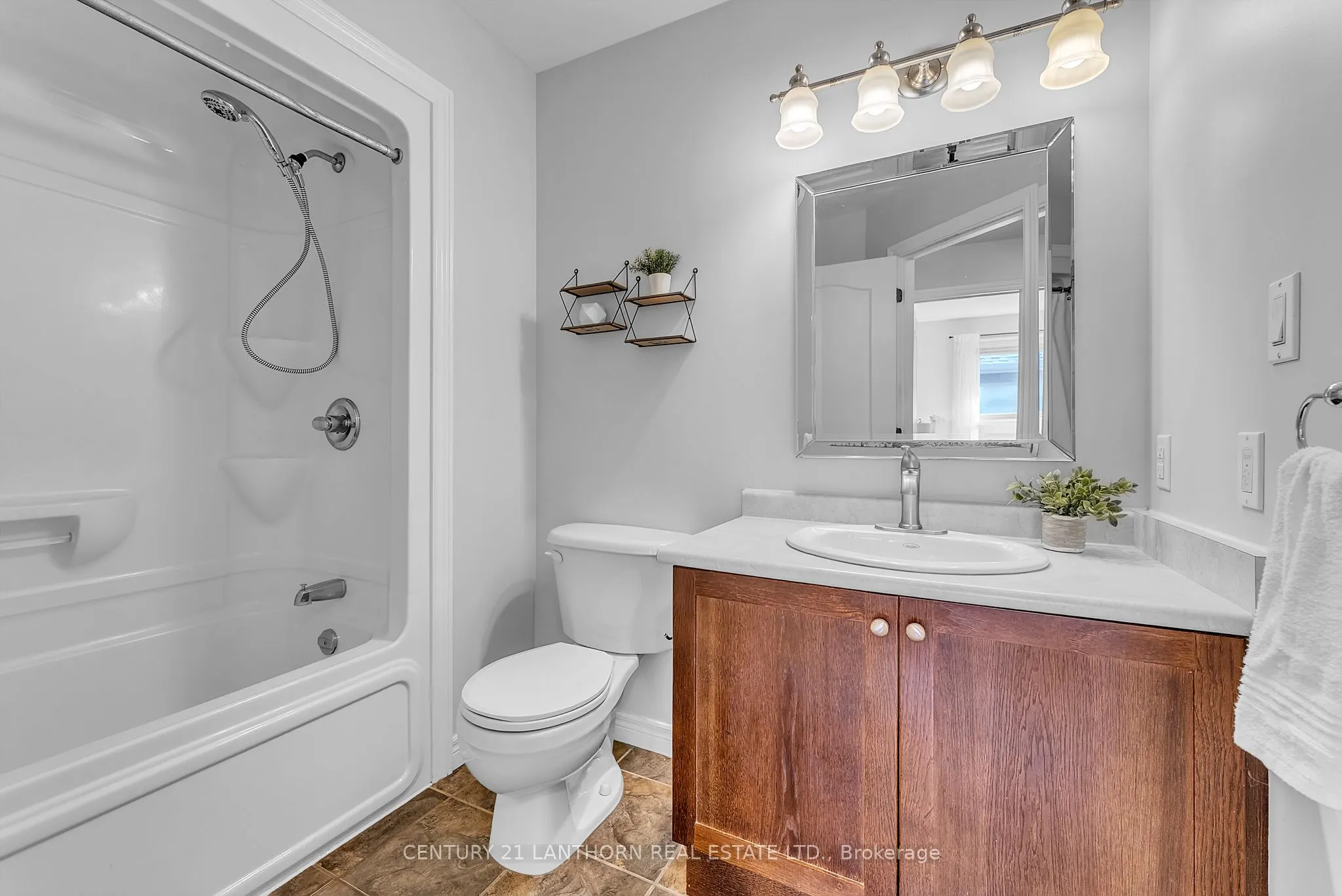 108 Parkview Heights
