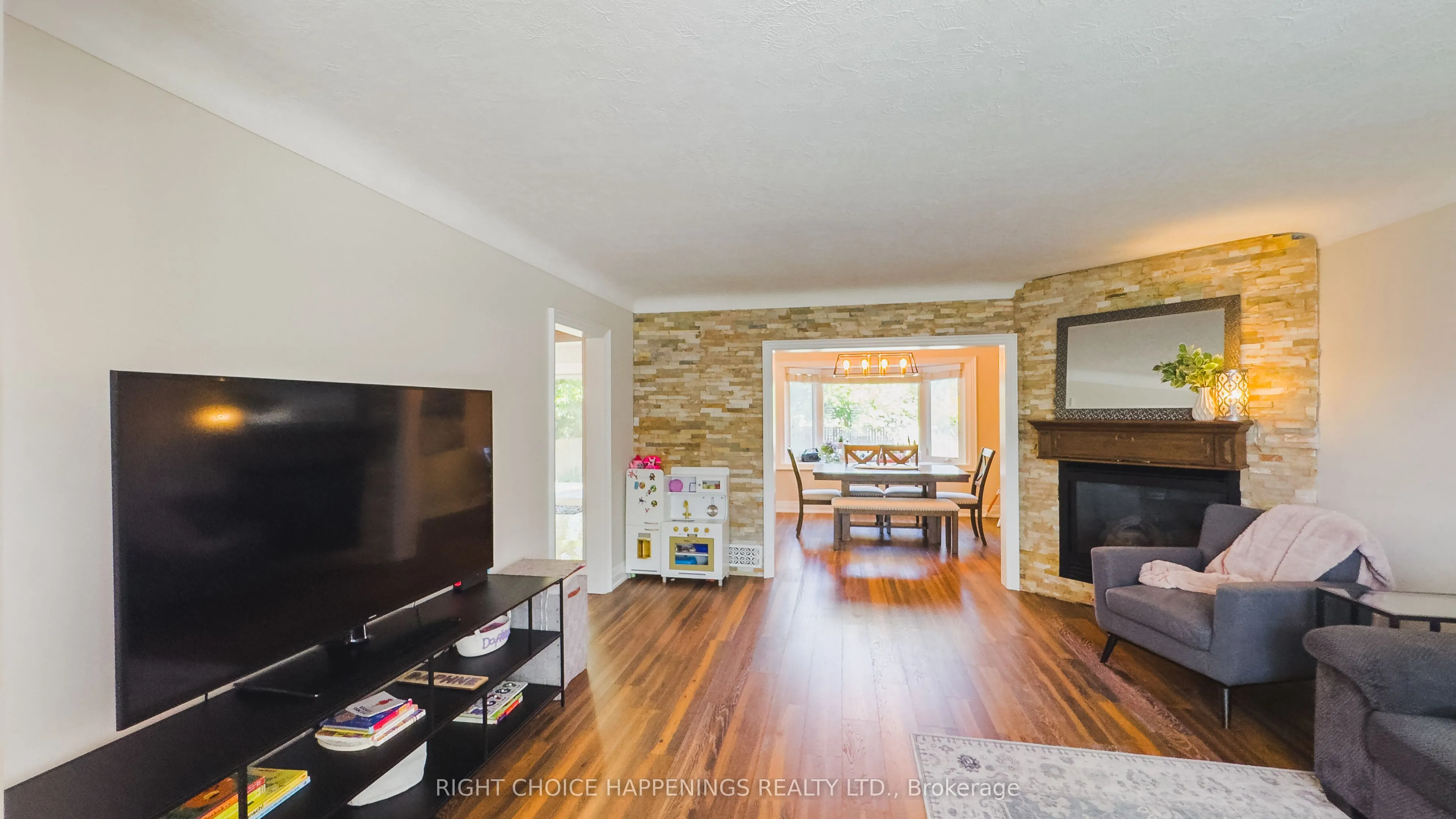 23 Heywood Avenue
