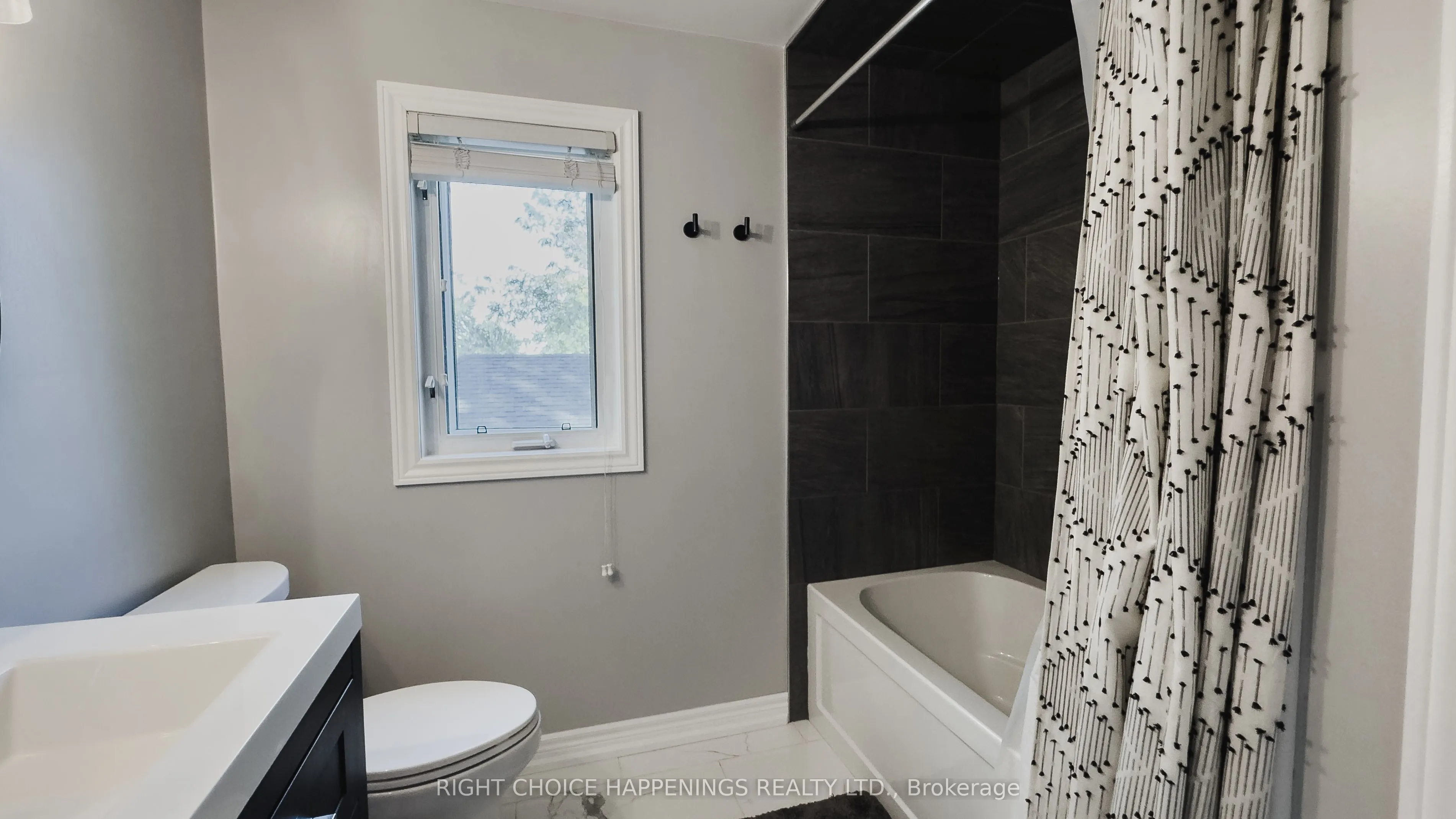 23 Heywood Avenue