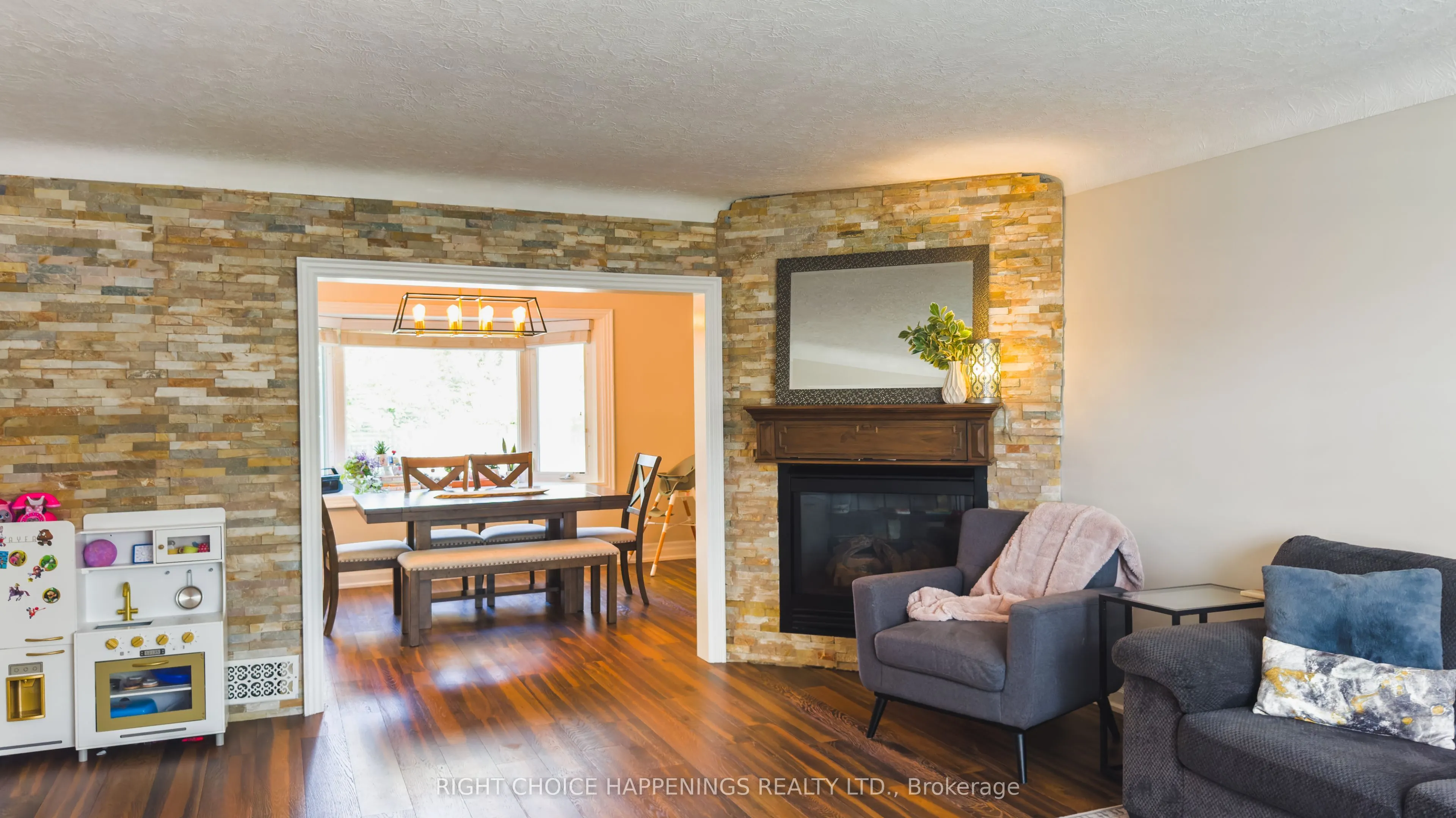 23 Heywood Avenue