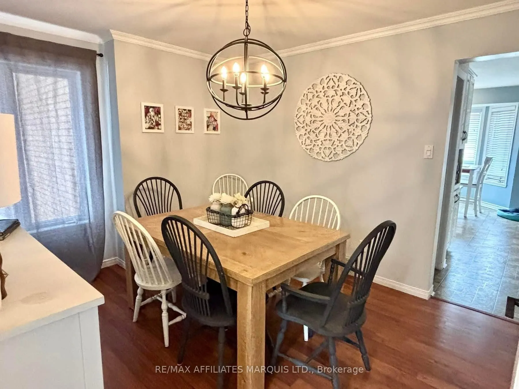 20 Forestdale Crescent