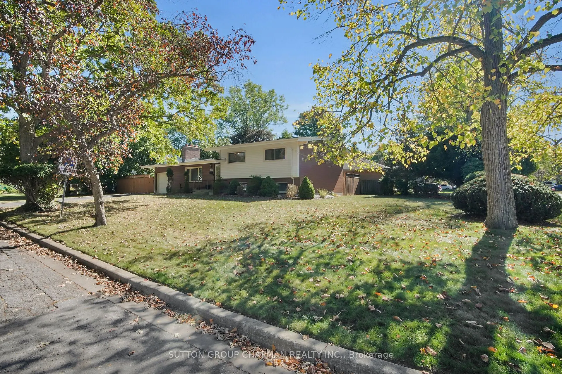 607 Santa Monica Road