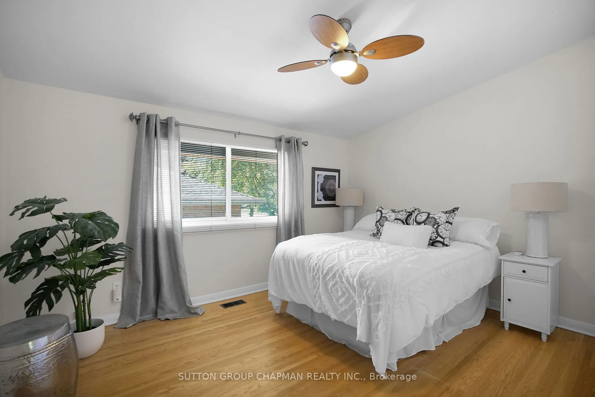 607 Santa Monica Road