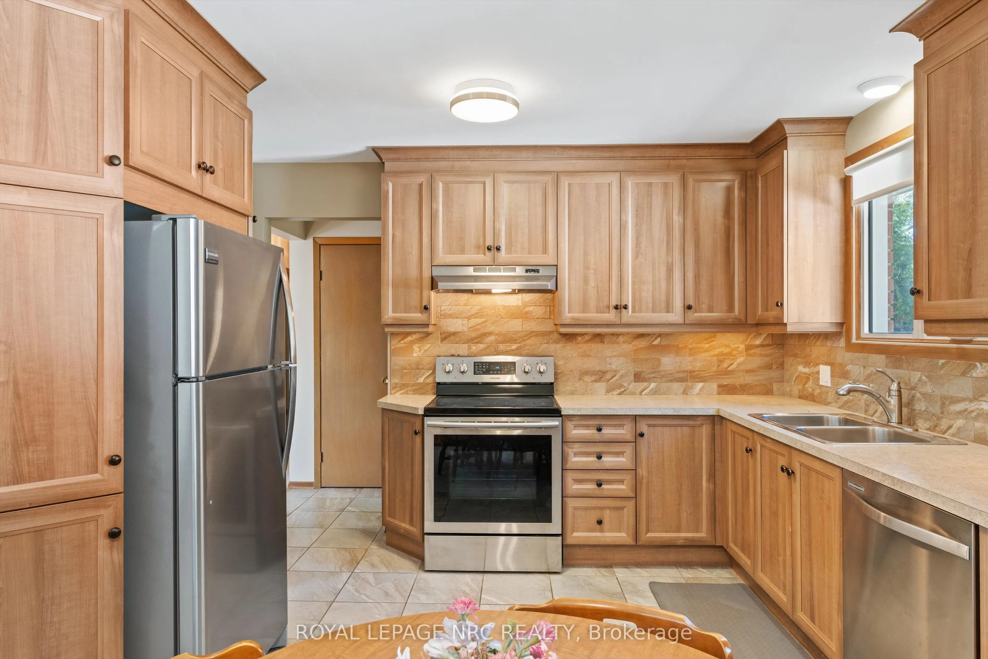 270 St. Paul Street W