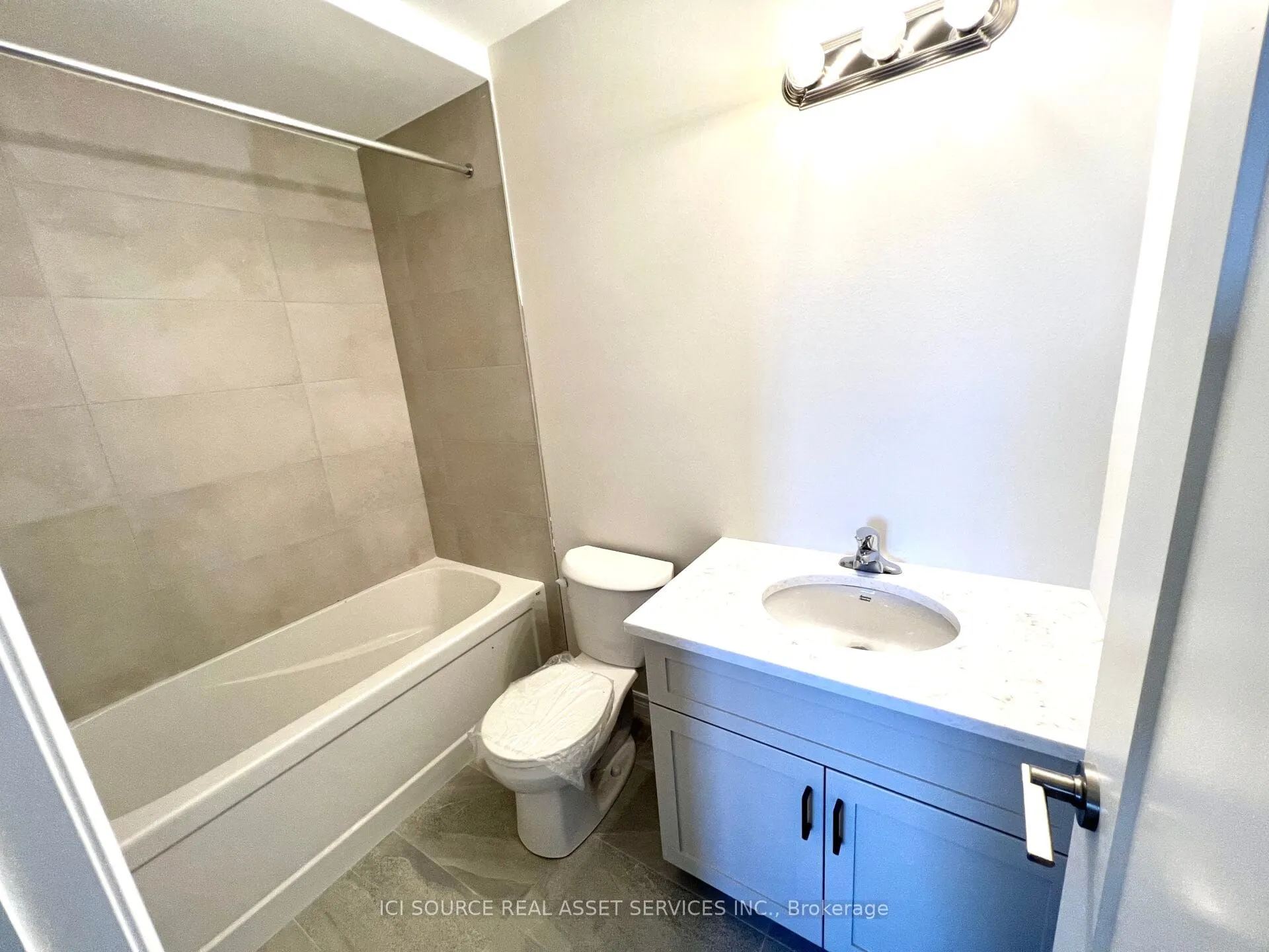295 Tanglewood Drive, #33