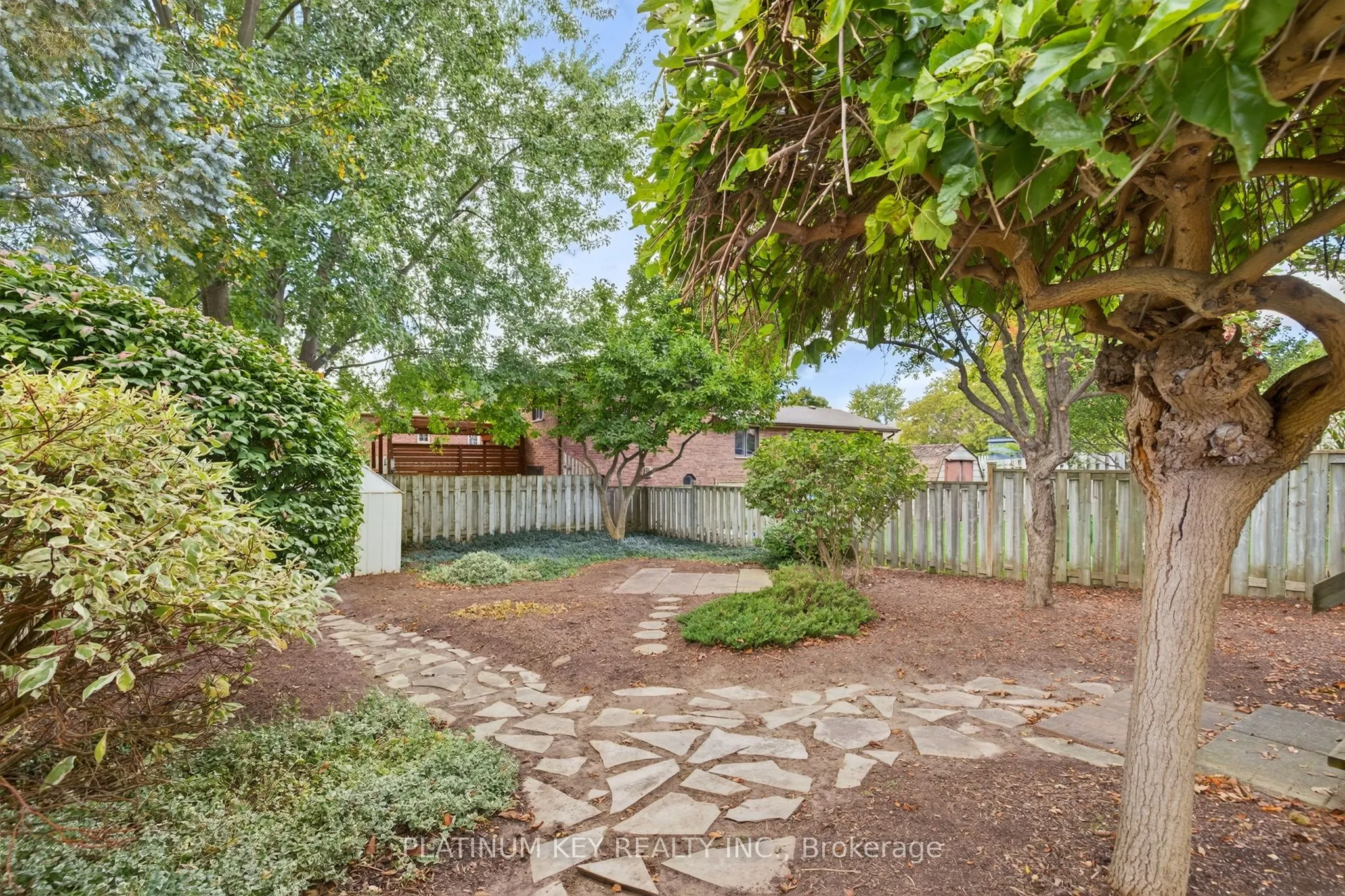 334 Mckellar Street