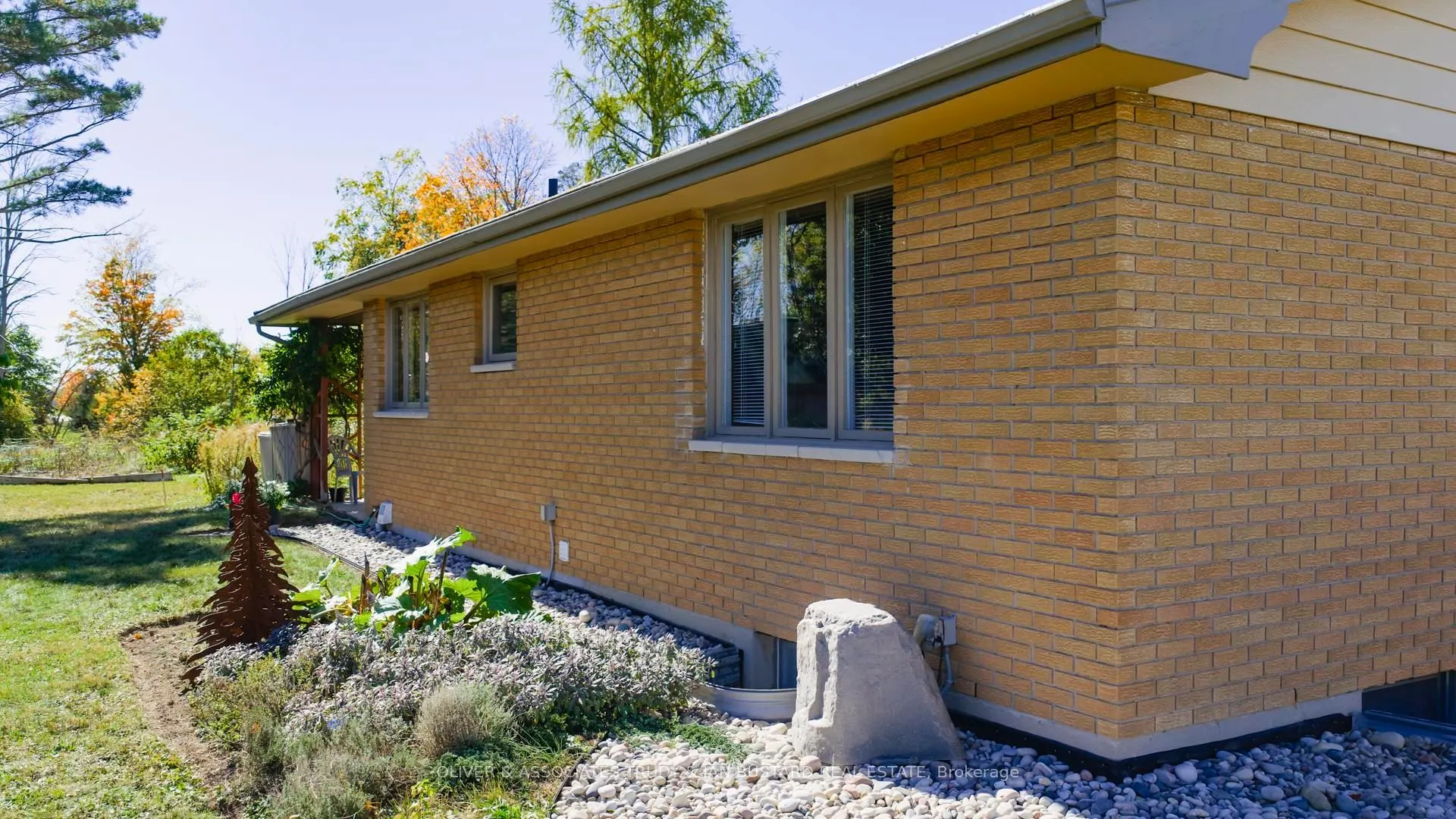 52 Gill Rd Road